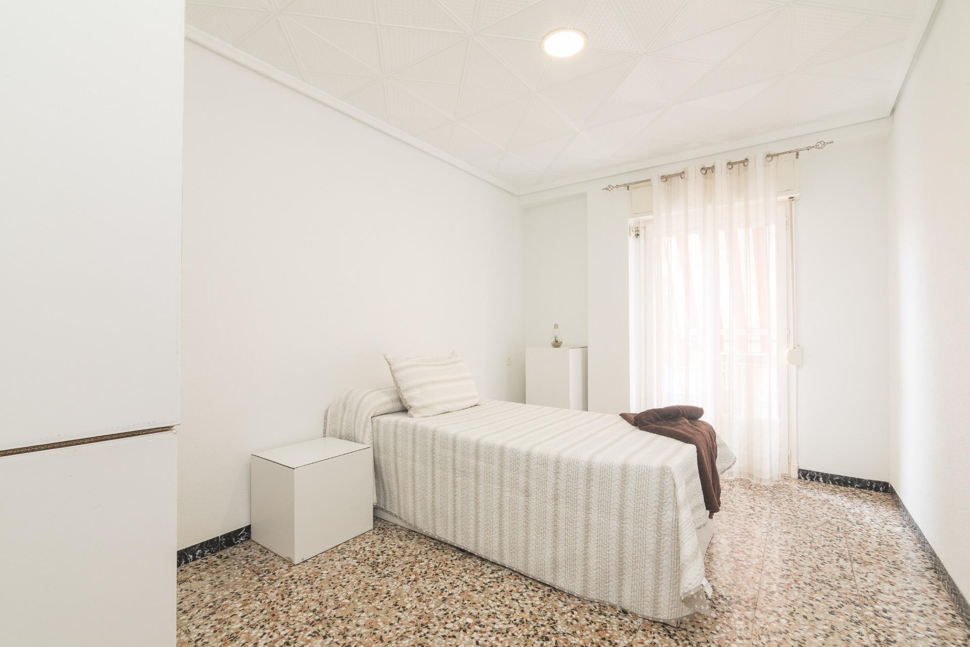 Reventa - Apartamento / piso - Elche - Plaza Crevillente