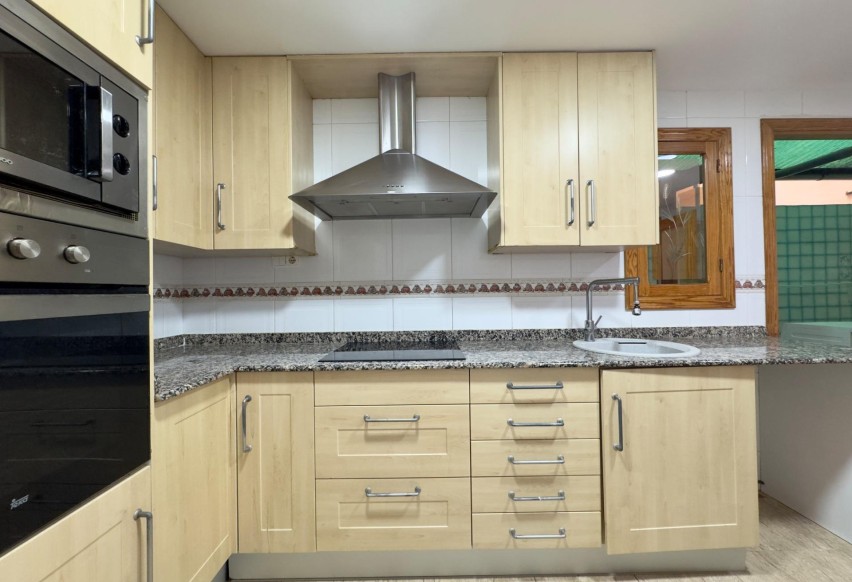 Reventa - Apartamento / piso - Elche - Plaza Madrid