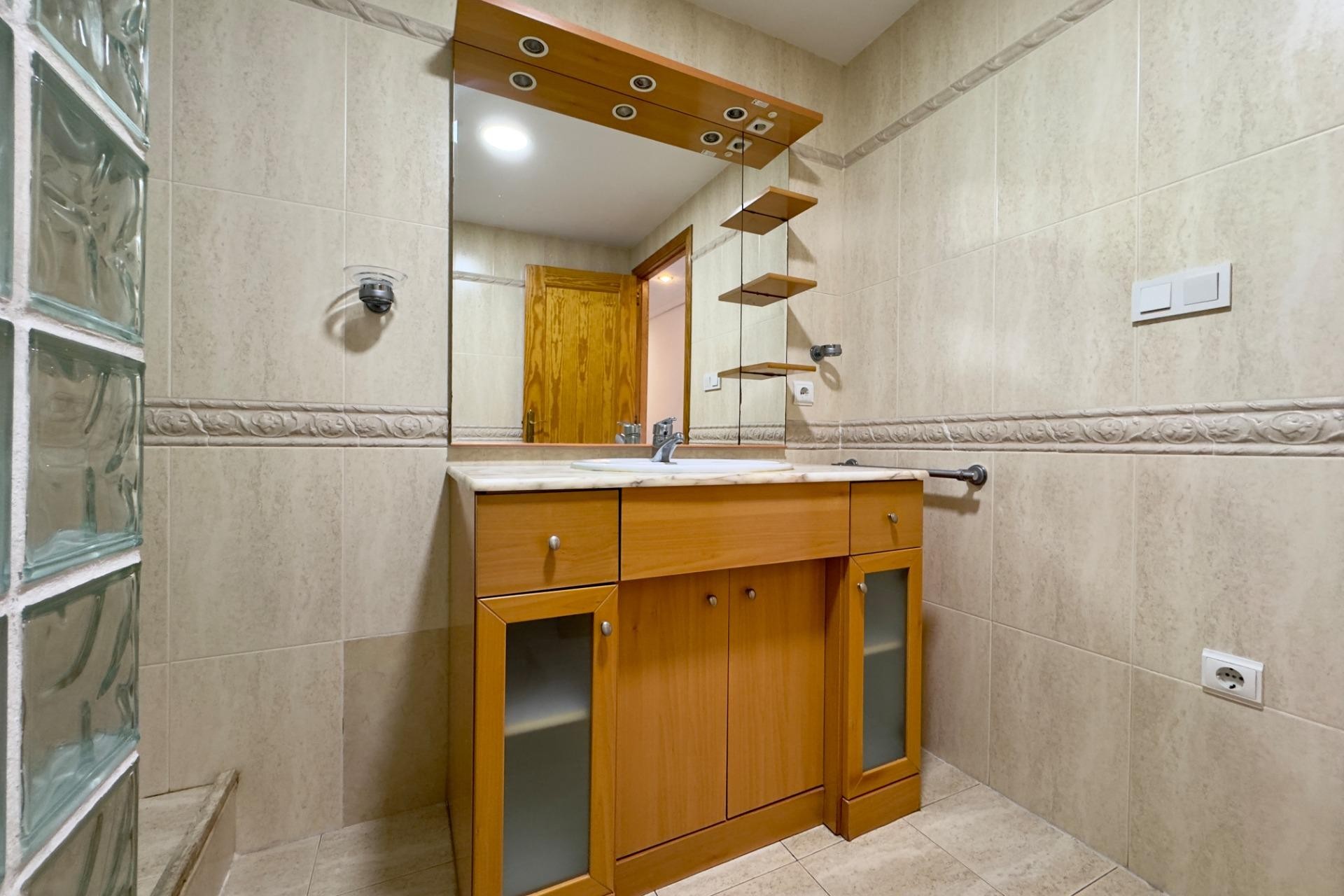 Reventa - Apartamento / piso - Elche - Plaza Madrid