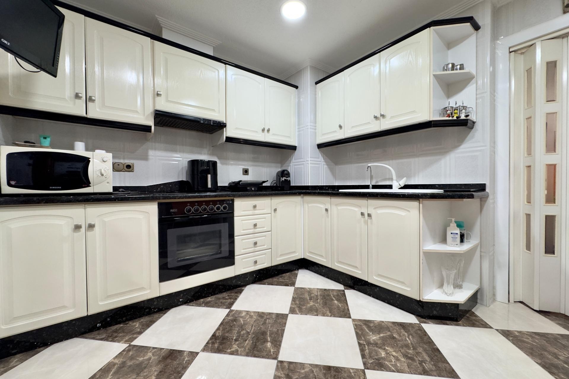 Reventa - Apartamento / piso - Elche - Plaza Madrid