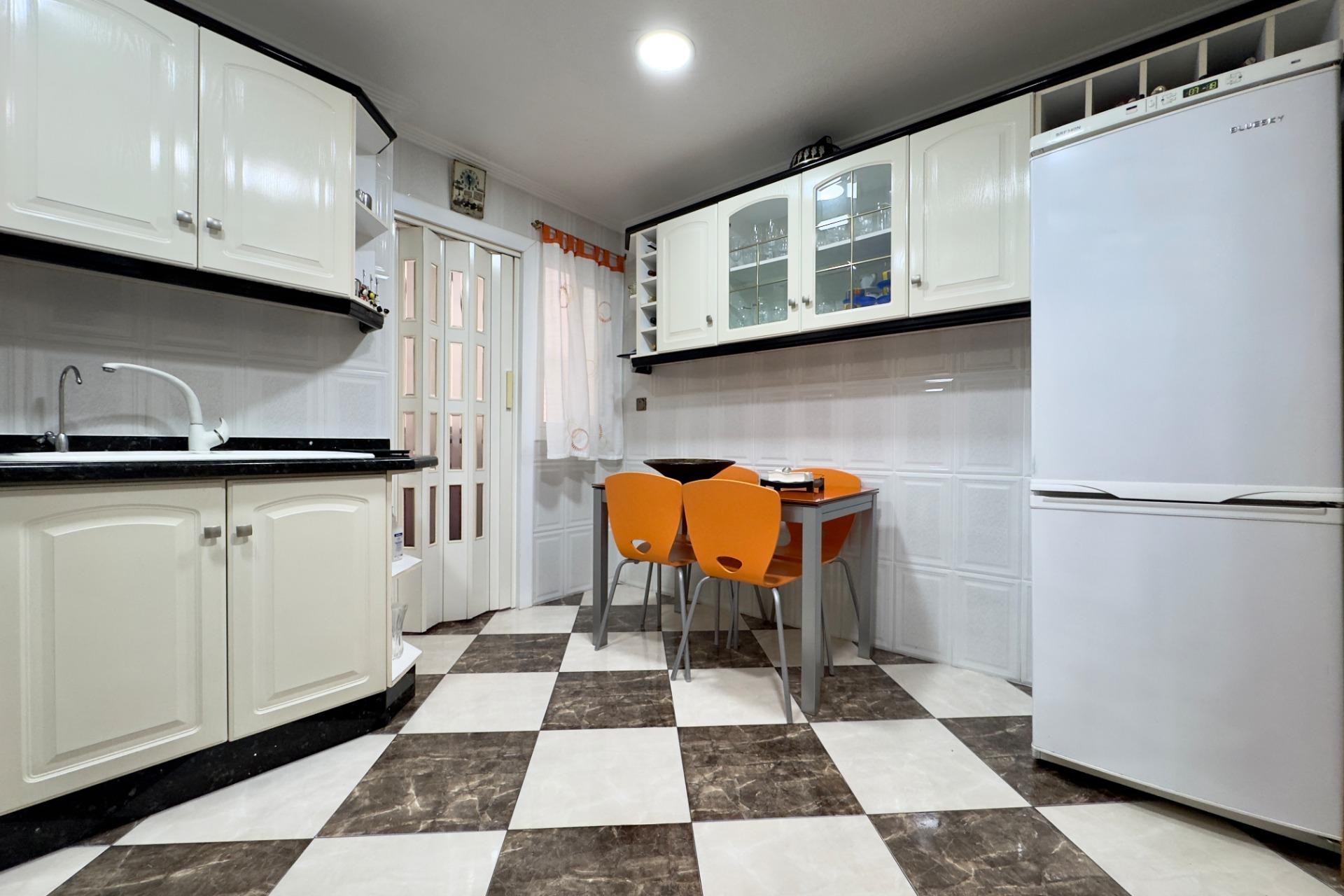 Reventa - Apartamento / piso - Elche - Plaza Madrid