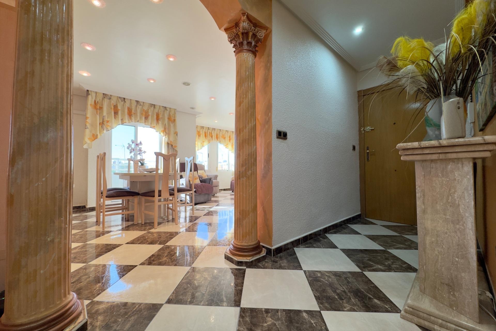 Reventa - Apartamento / piso - Elche - Plaza Madrid