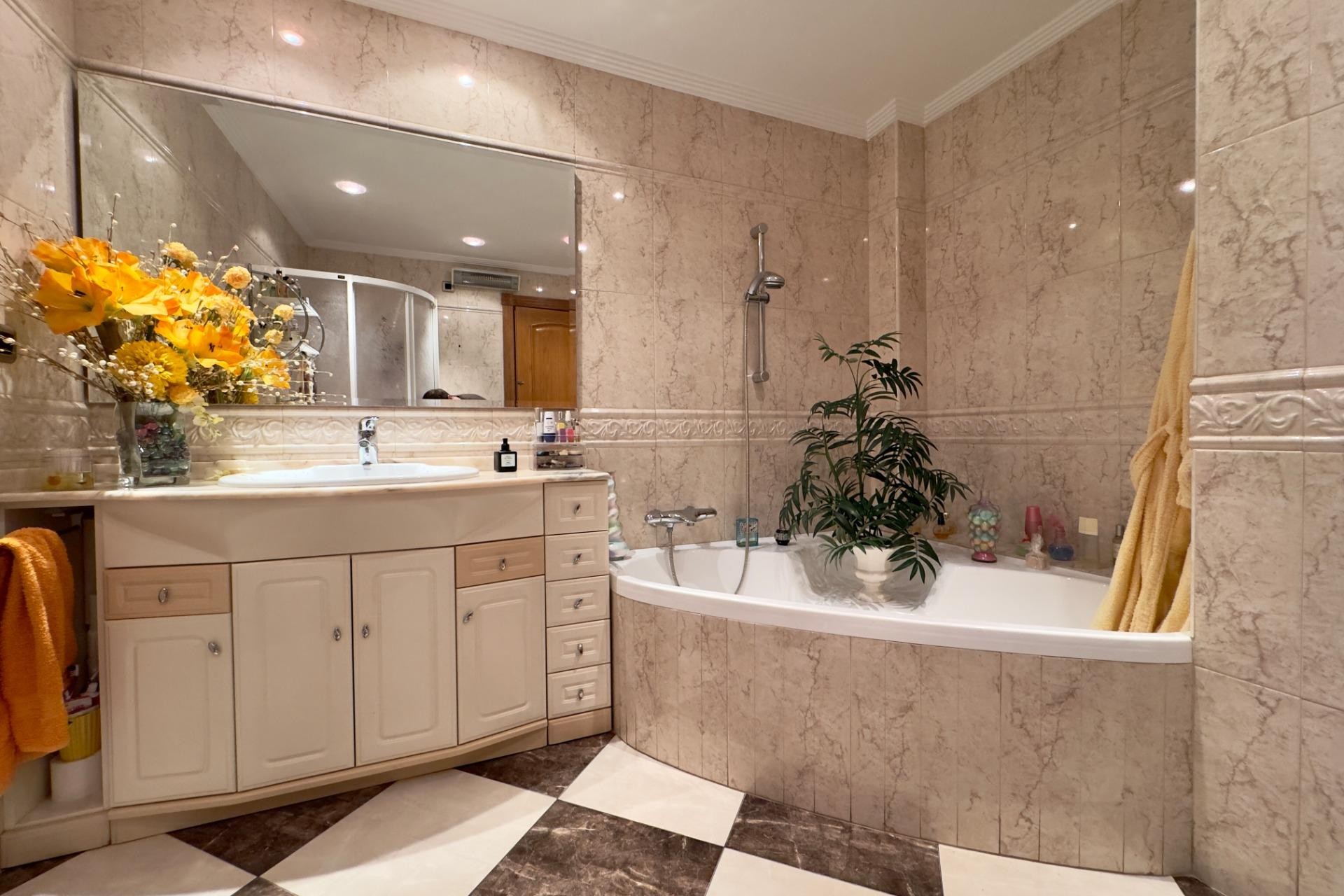 Reventa - Apartamento / piso - Elche - Plaza Madrid