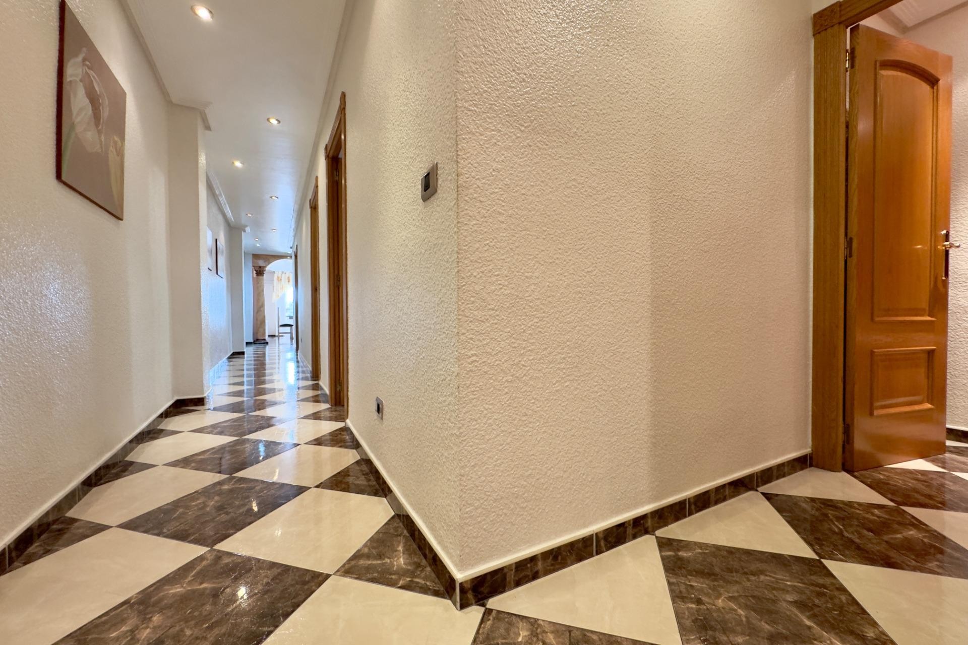 Reventa - Apartamento / piso - Elche - Plaza Madrid