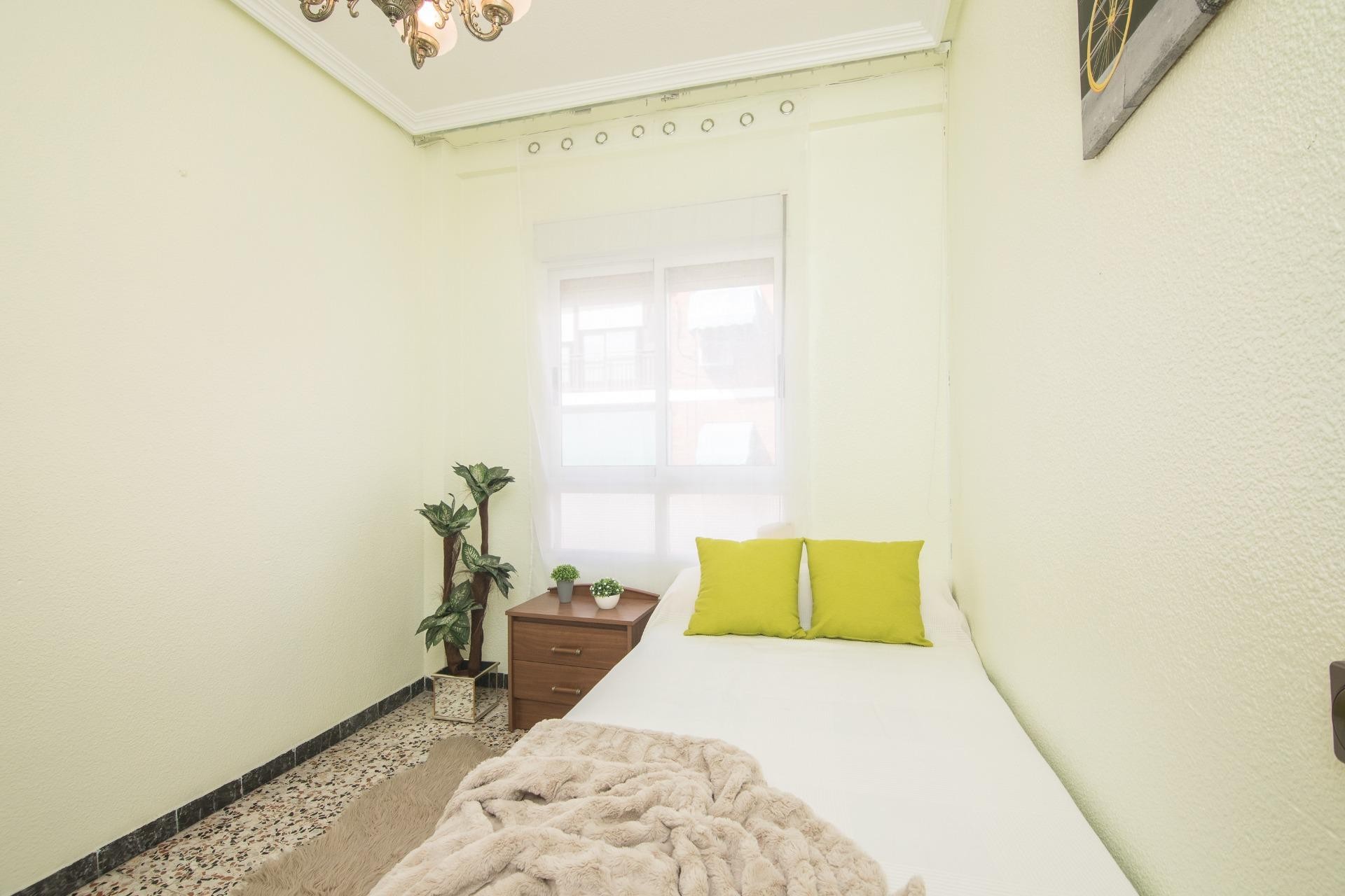 Reventa - Apartamento / piso - Elche - Plaza Madrid