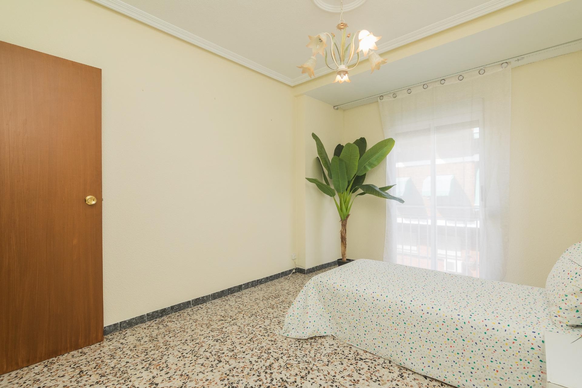 Reventa - Apartamento / piso - Elche - Plaza Madrid