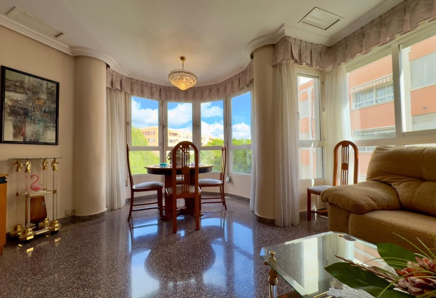 Reventa - Apartamento / piso - Elche - Plaza Obispo Siuri