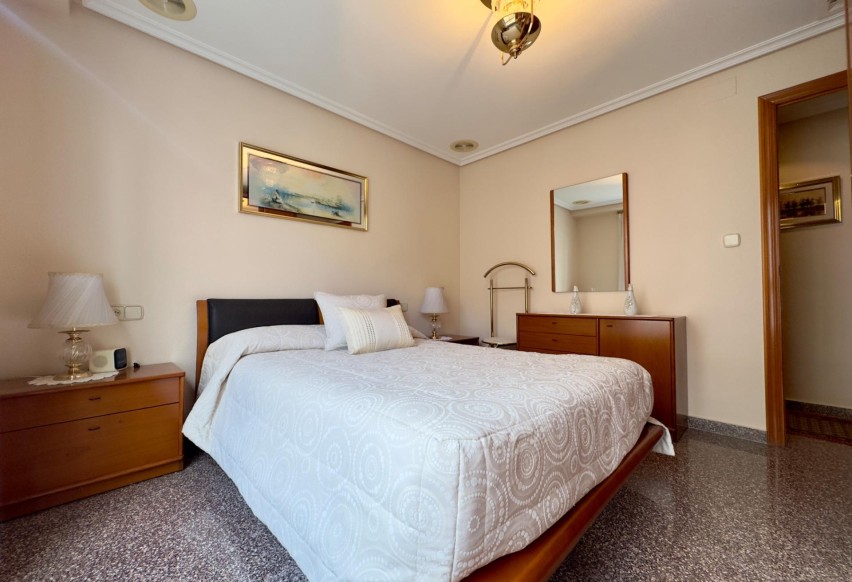 Reventa - Apartamento / piso - Elche - Plaza Obispo Siuri