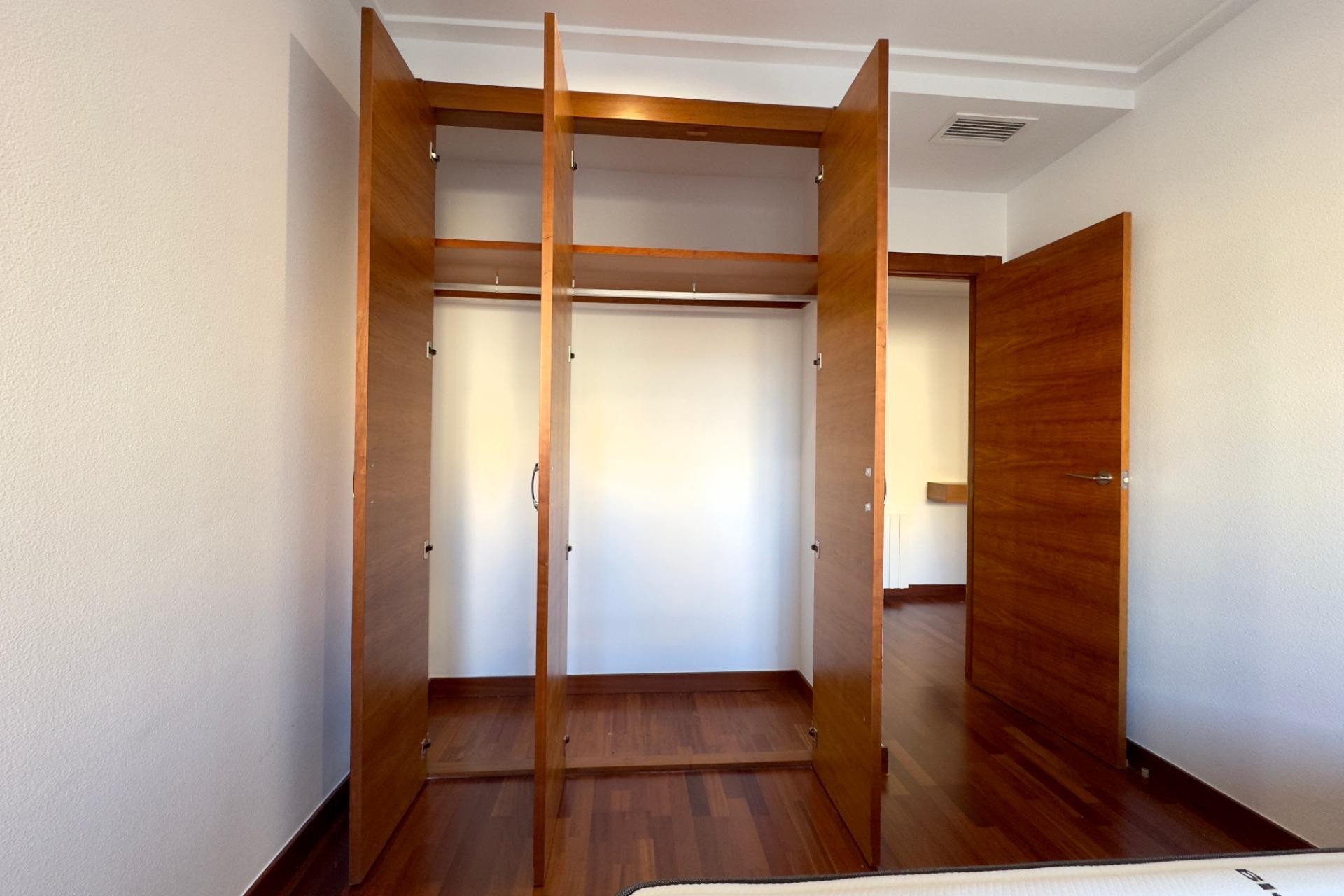 Reventa - Apartamento / piso - Elche - Porcelanosa