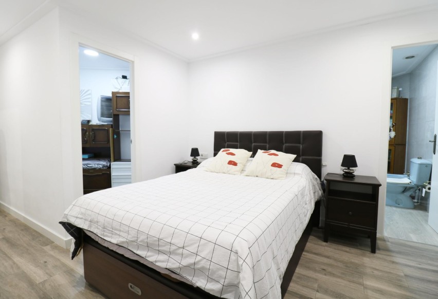 Reventa - Apartamento / piso - Elche - Reina Victoria-Miguel Hernández