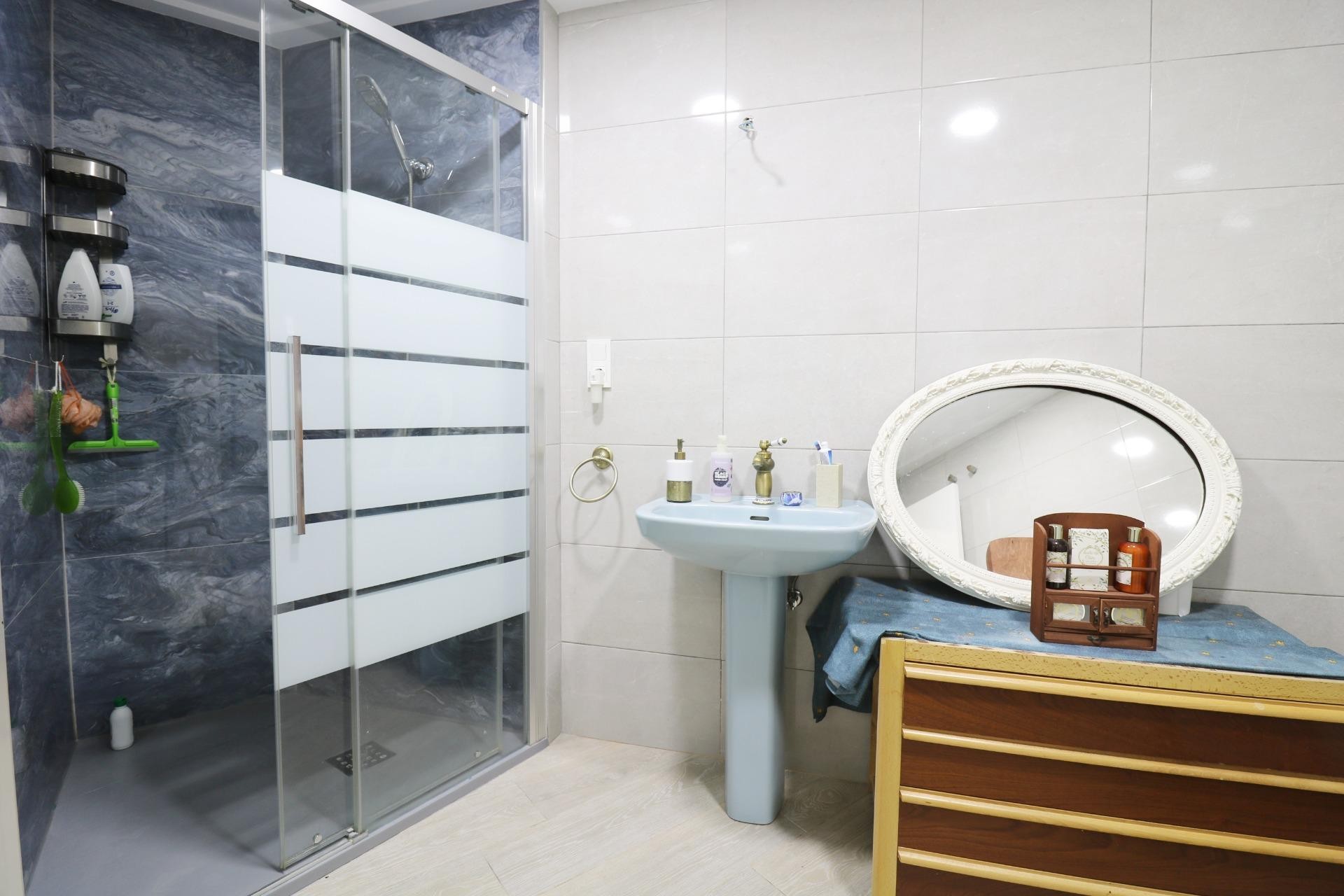 Reventa - Apartamento / piso - Elche - Reina Victoria-Miguel Hernández