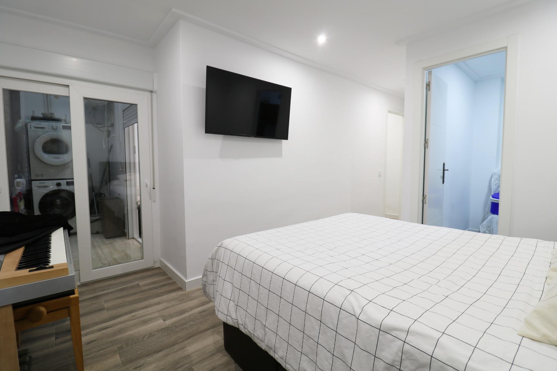 Reventa - Apartamento / piso - Elche - Reina Victoria-Miguel Hernández