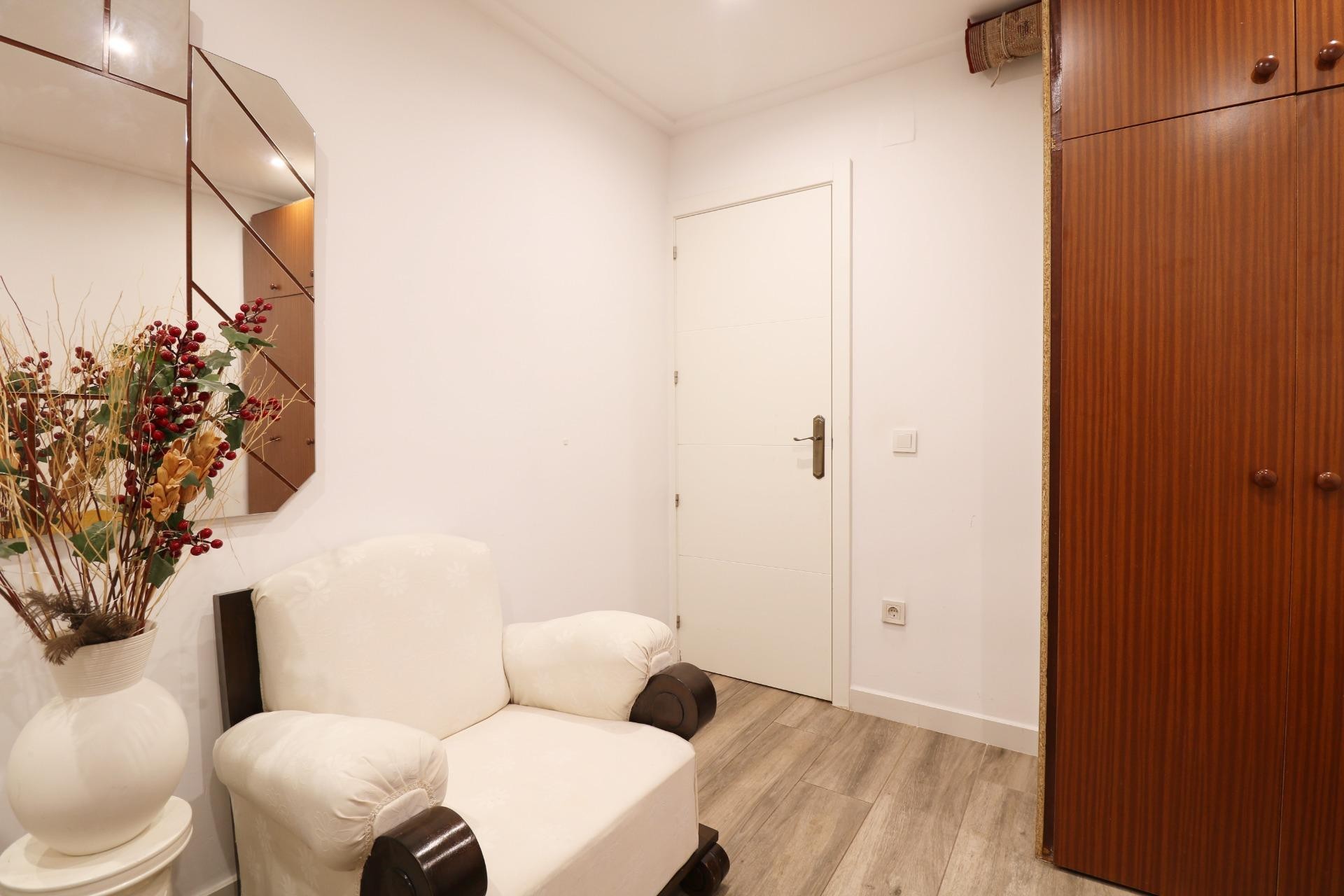 Reventa - Apartamento / piso - Elche - Reina Victoria-Miguel Hernández