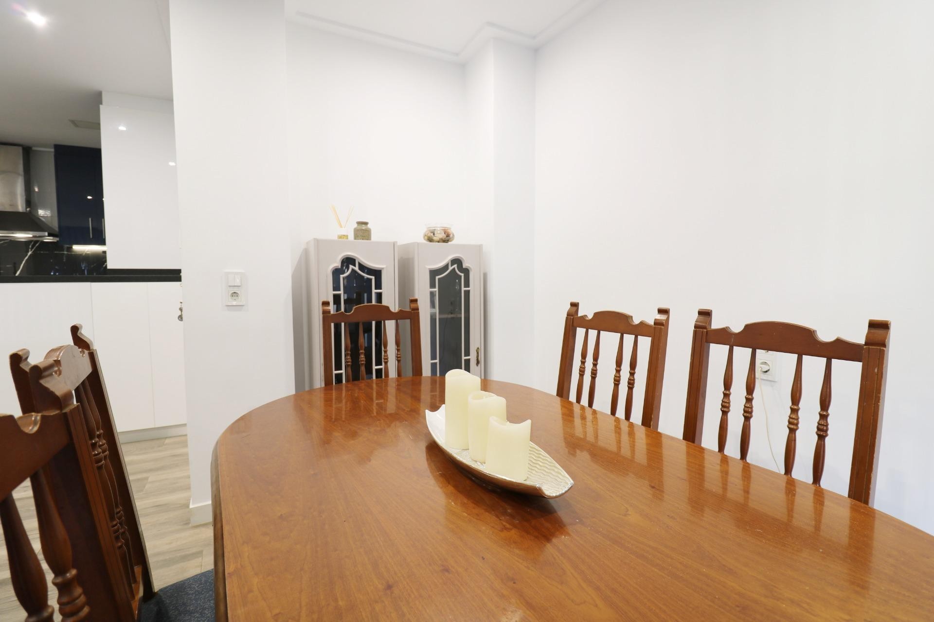 Reventa - Apartamento / piso - Elche - Reina Victoria-Miguel Hernández