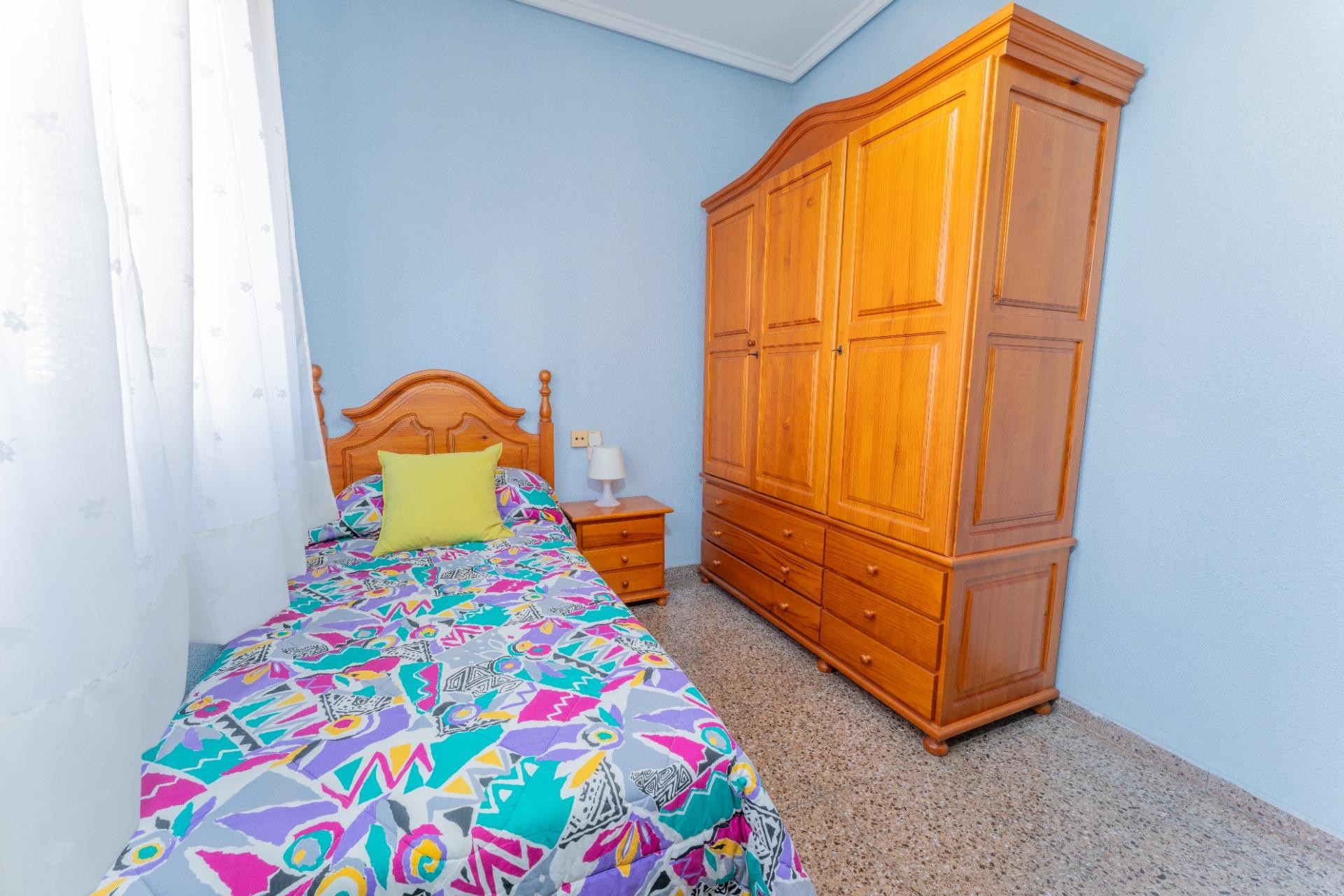 Reventa - Apartamento / piso - Elche - Reina Victoria-Miguel Hernández