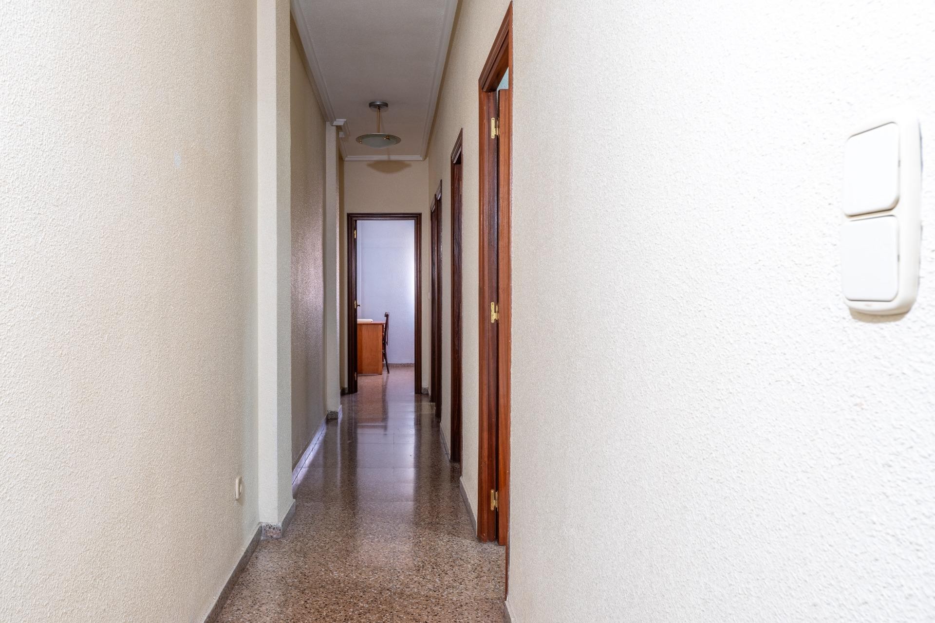 Reventa - Apartamento / piso - Elche - Reina Victoria-Miguel Hernández