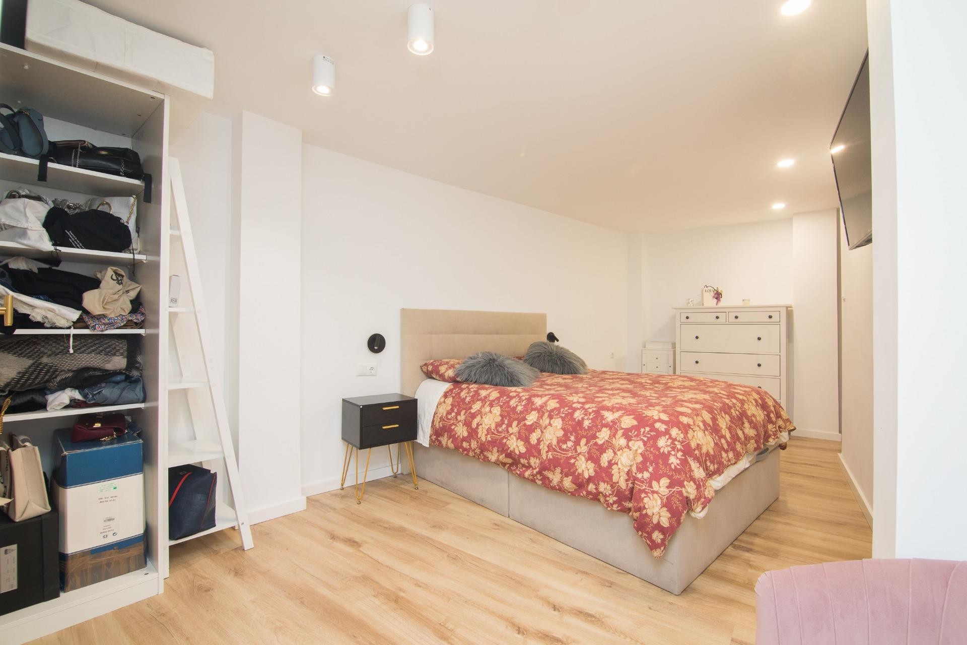 Reventa - Apartamento / piso - Elche - Reina Victoria-Miguel Hernández