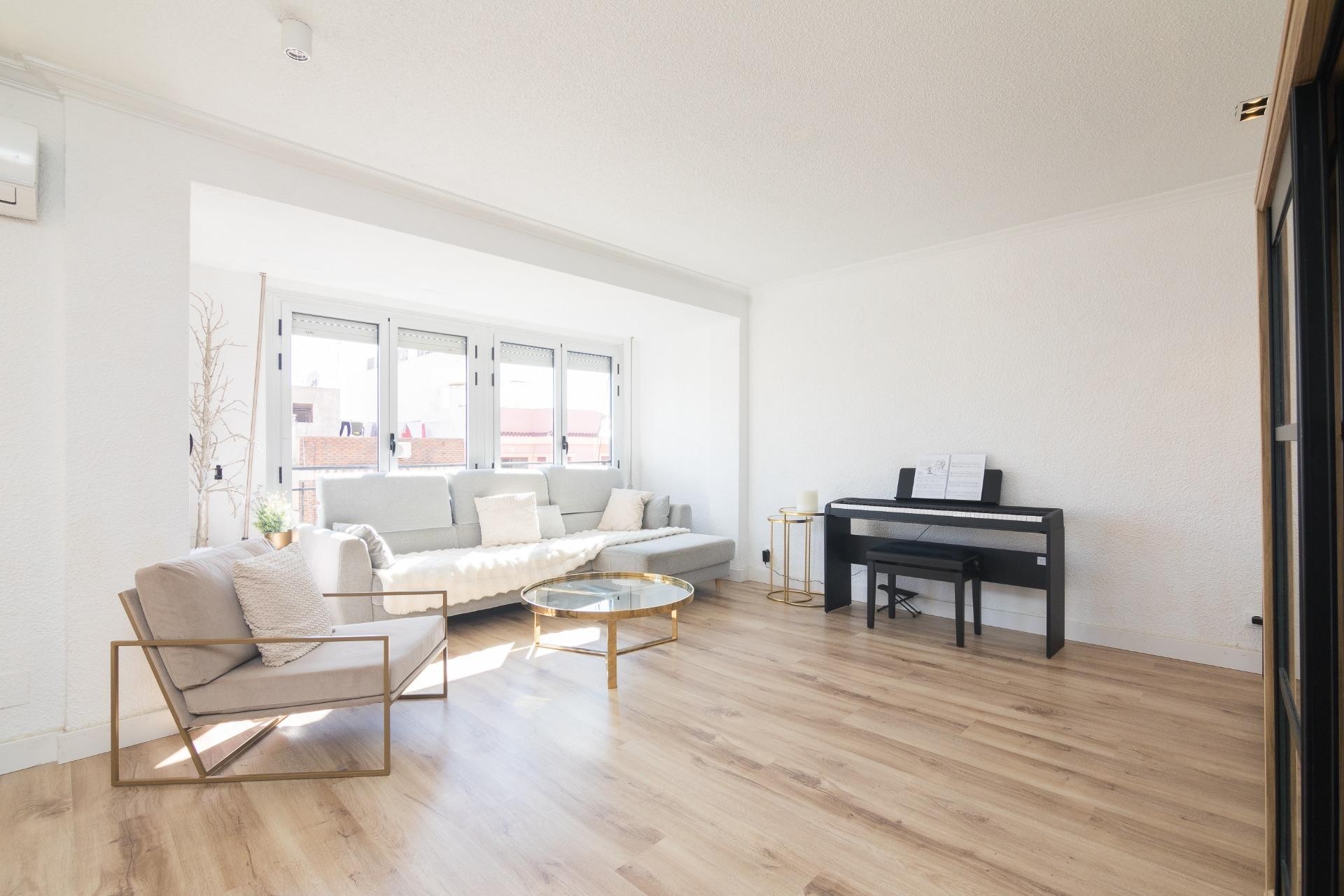 Reventa - Apartamento / piso - Elche - Reina Victoria-Miguel Hernández