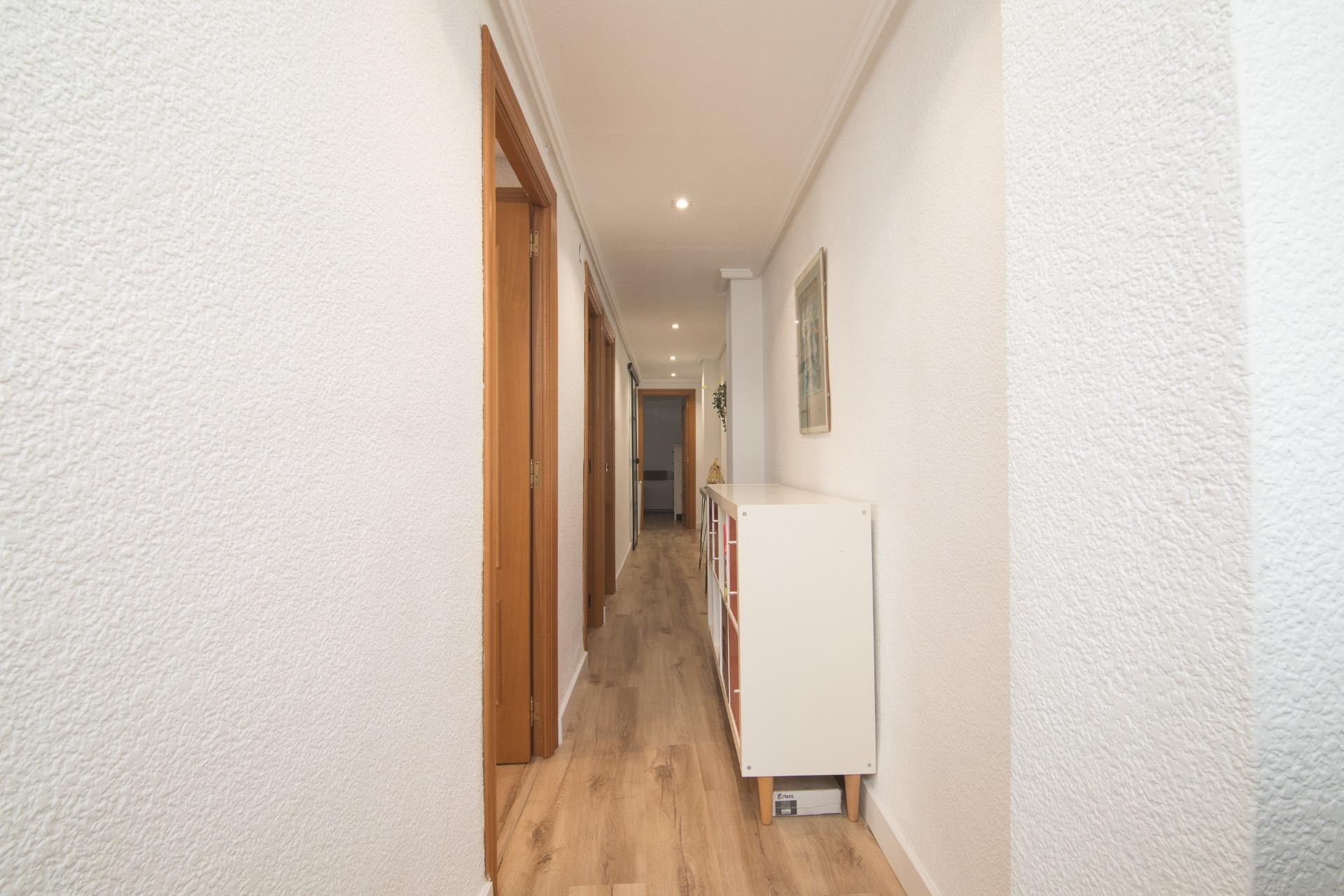 Reventa - Apartamento / piso - Elche - Reina Victoria-Miguel Hernández