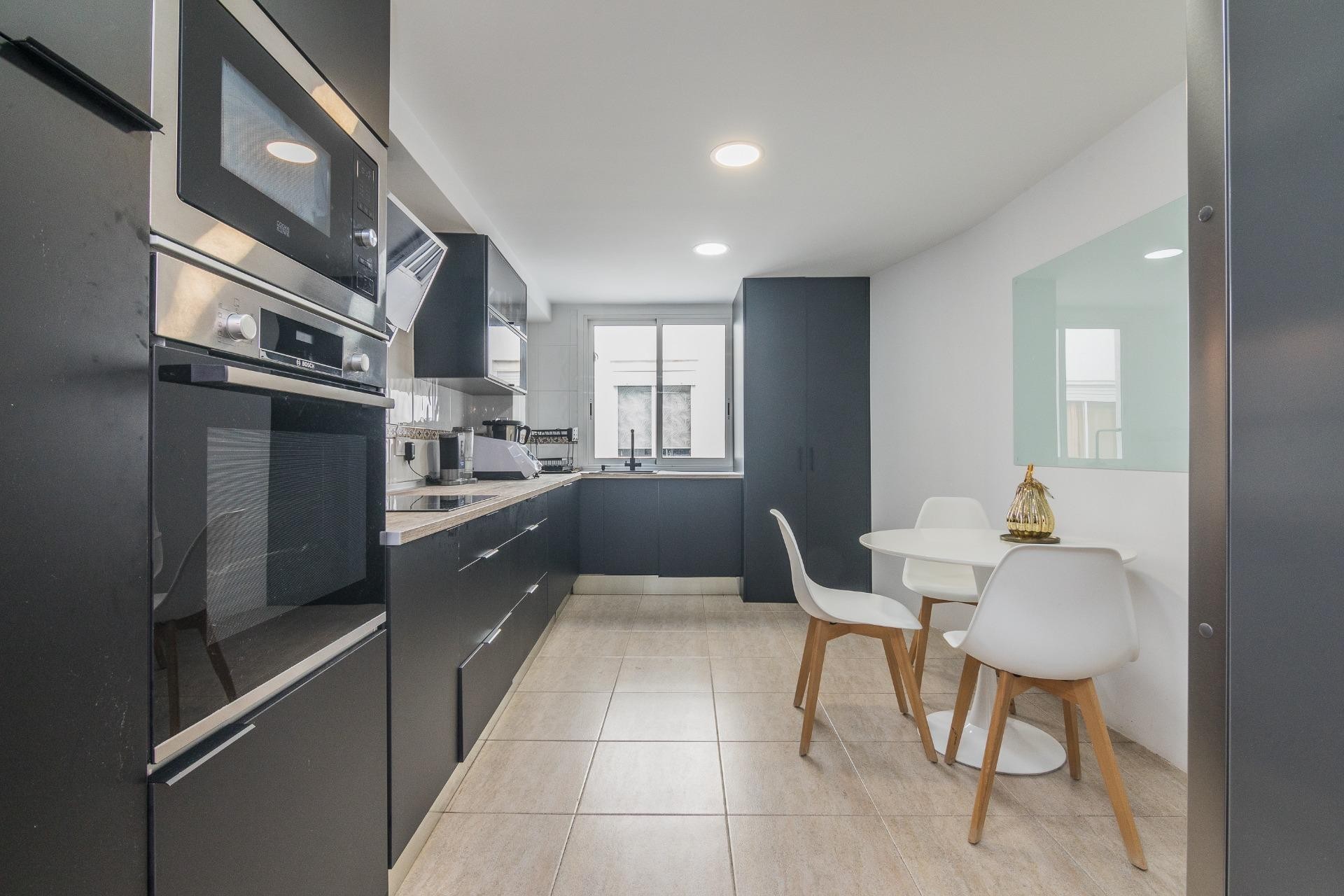 Reventa - Apartamento / piso - Elche - Reina Victoria-Miguel Hernández