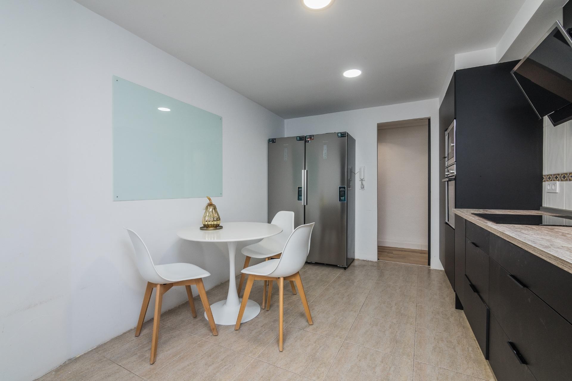 Reventa - Apartamento / piso - Elche - Reina Victoria-Miguel Hernández