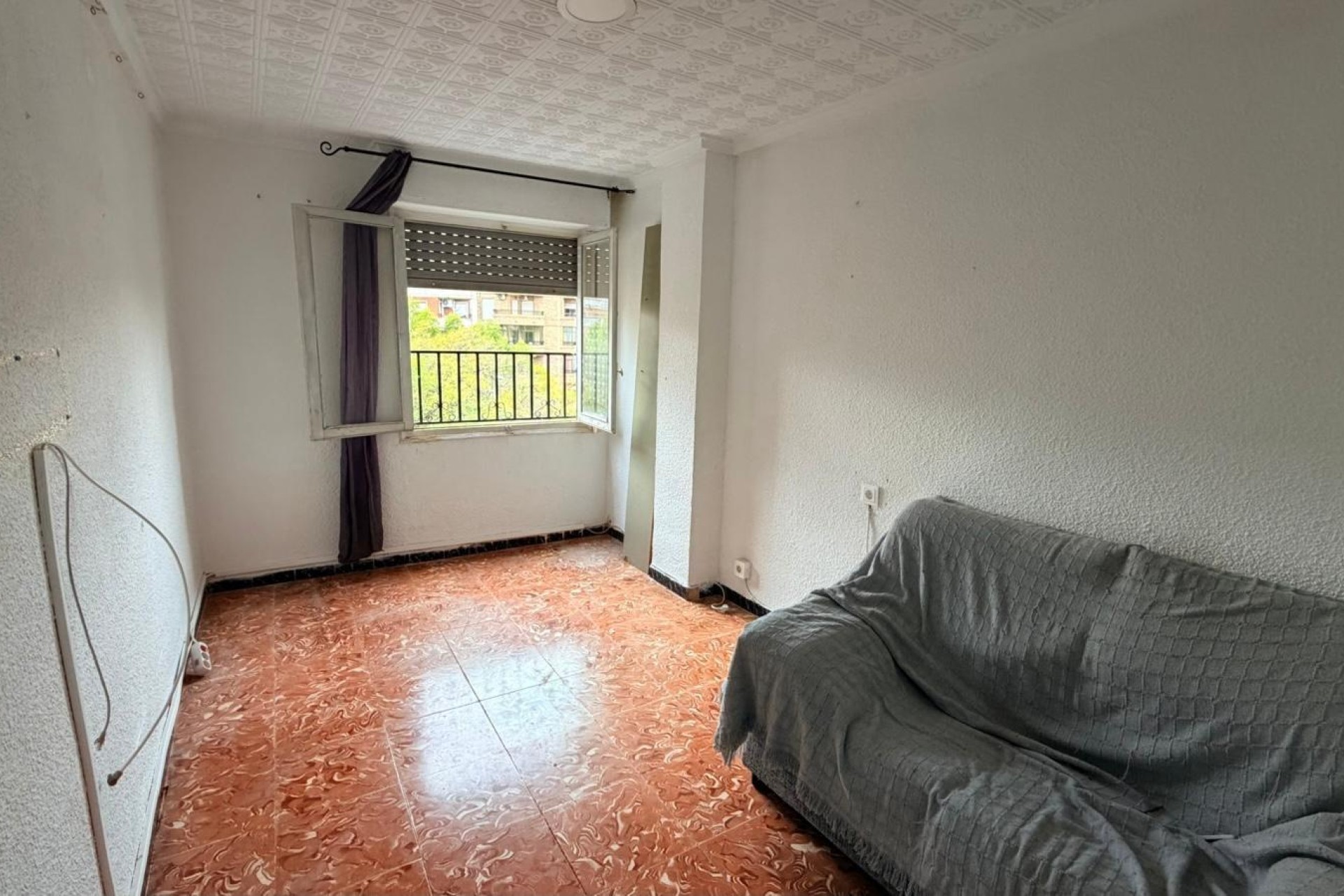 Reventa - Apartamento / piso - Elche - Reina Victoria-Miguel Hernández
