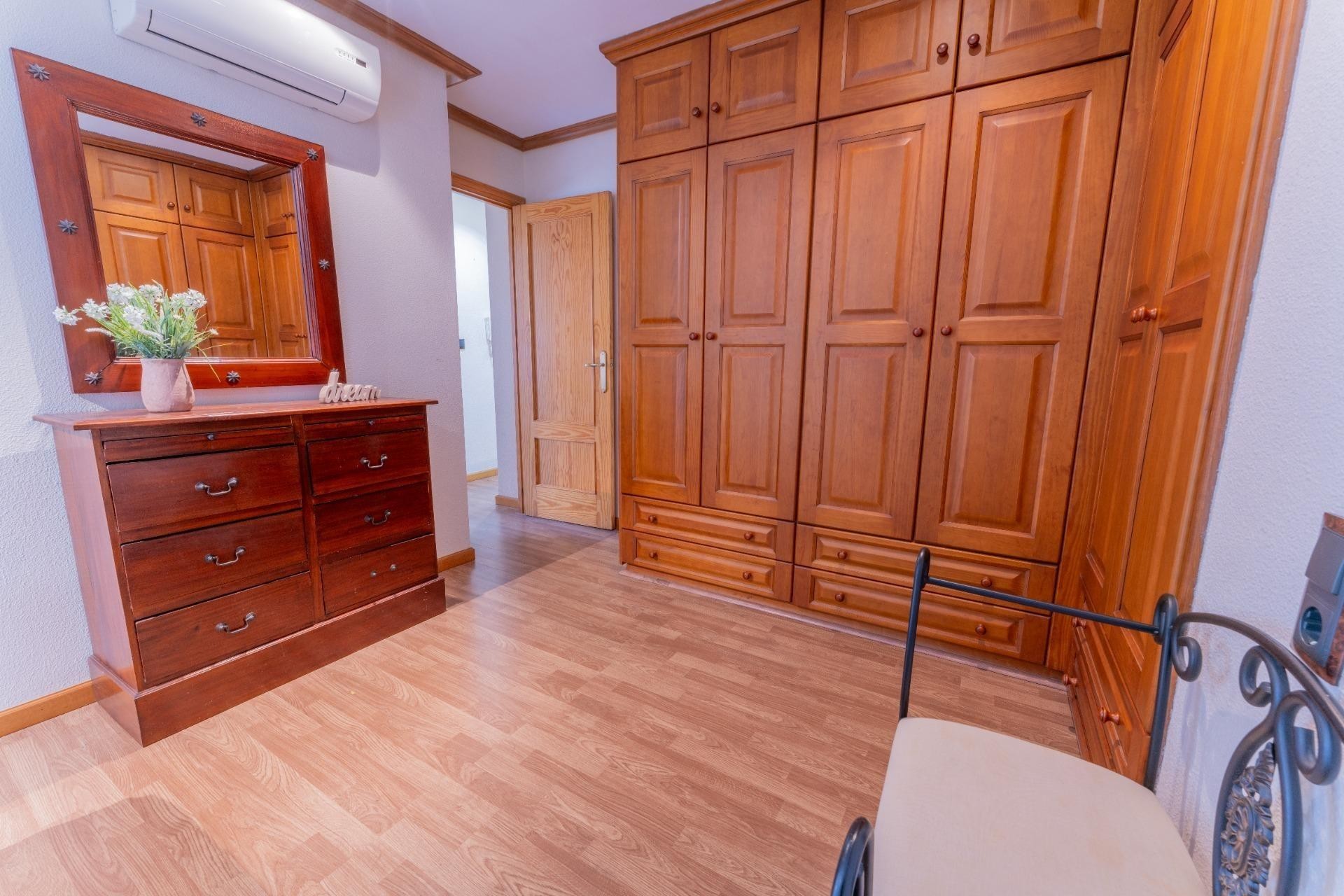 Reventa - Apartamento / piso - Elche - Sector V