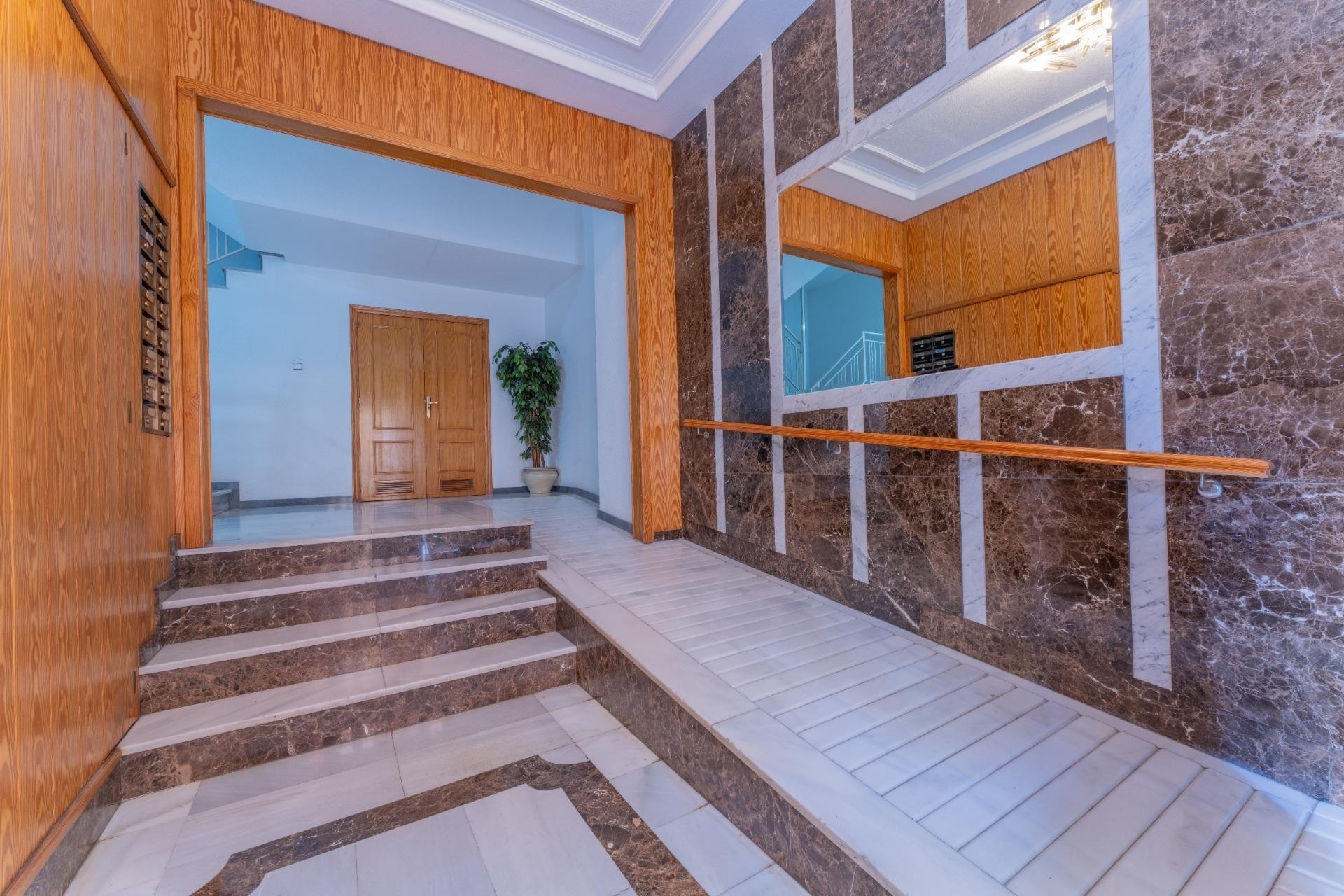 Reventa - Apartamento / piso - Elche - Sector V