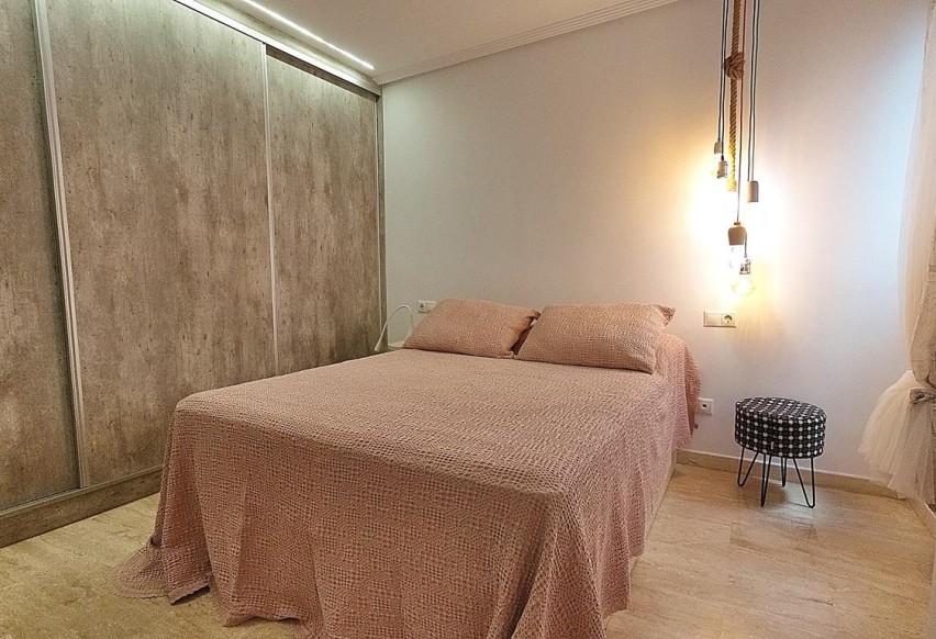 Reventa - Apartamento / piso - Elche - Torreta - Portalada