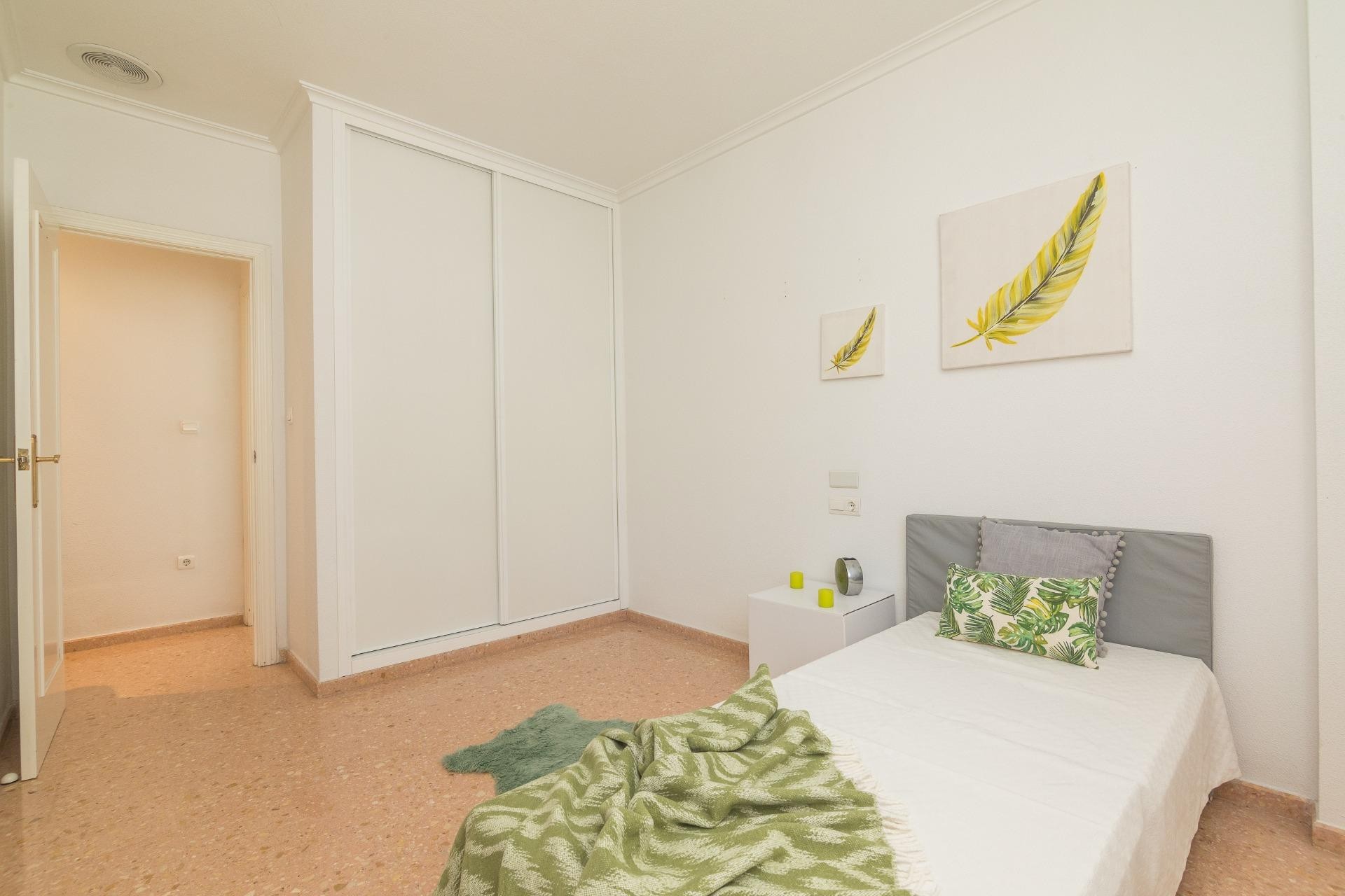 Reventa - Apartamento / piso - Elche - Zona Deportiva-Nuevo Altabix