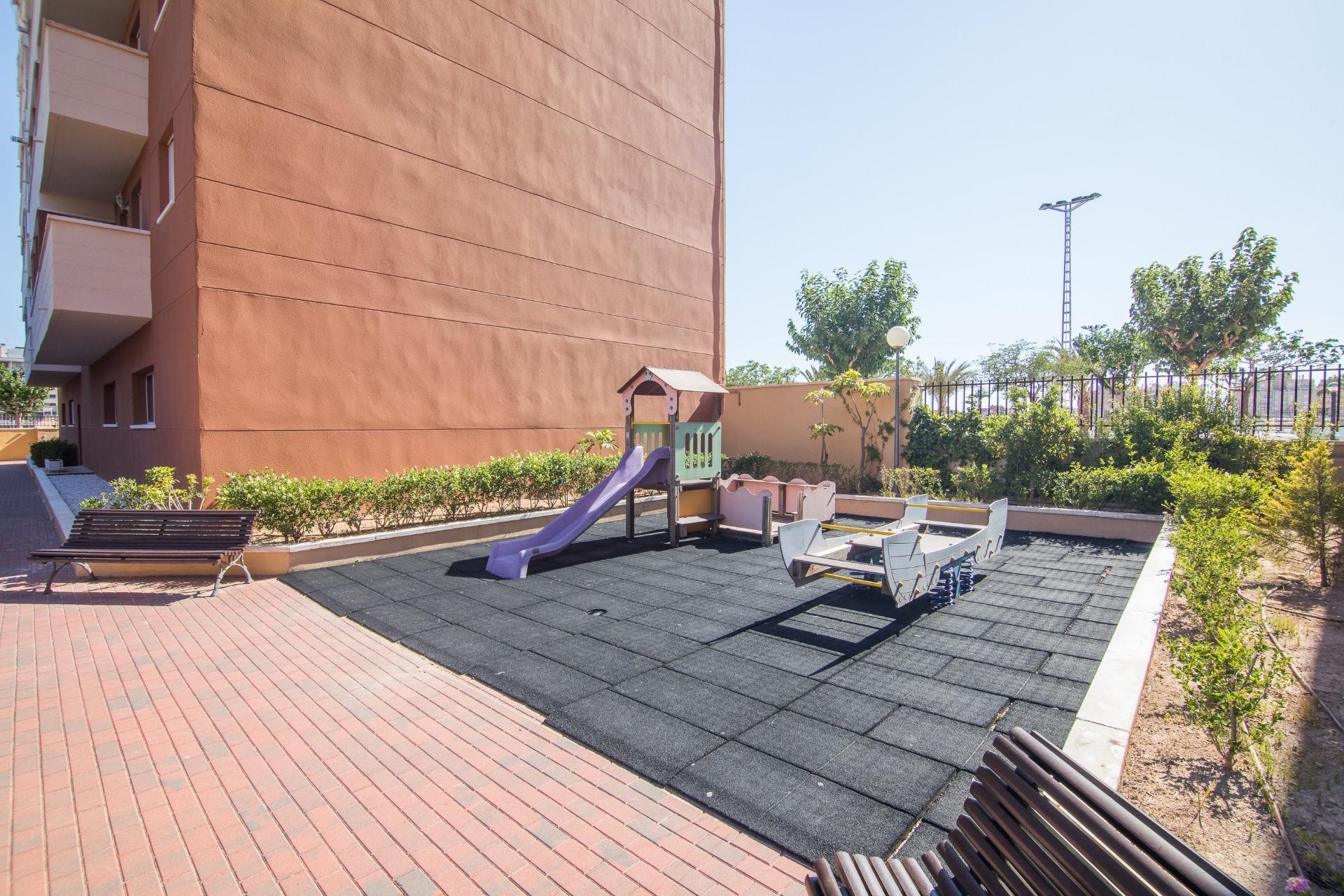 Reventa - Apartamento / piso - Elche - Zona Deportiva-Nuevo Altabix