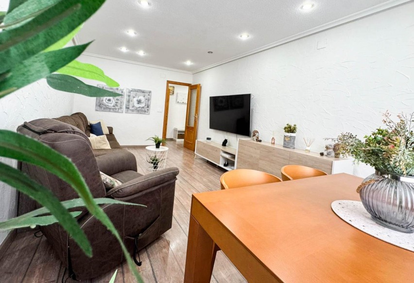 Reventa - Apartamento / piso - Elche - Zona Deportiva-Nuevo Altabix