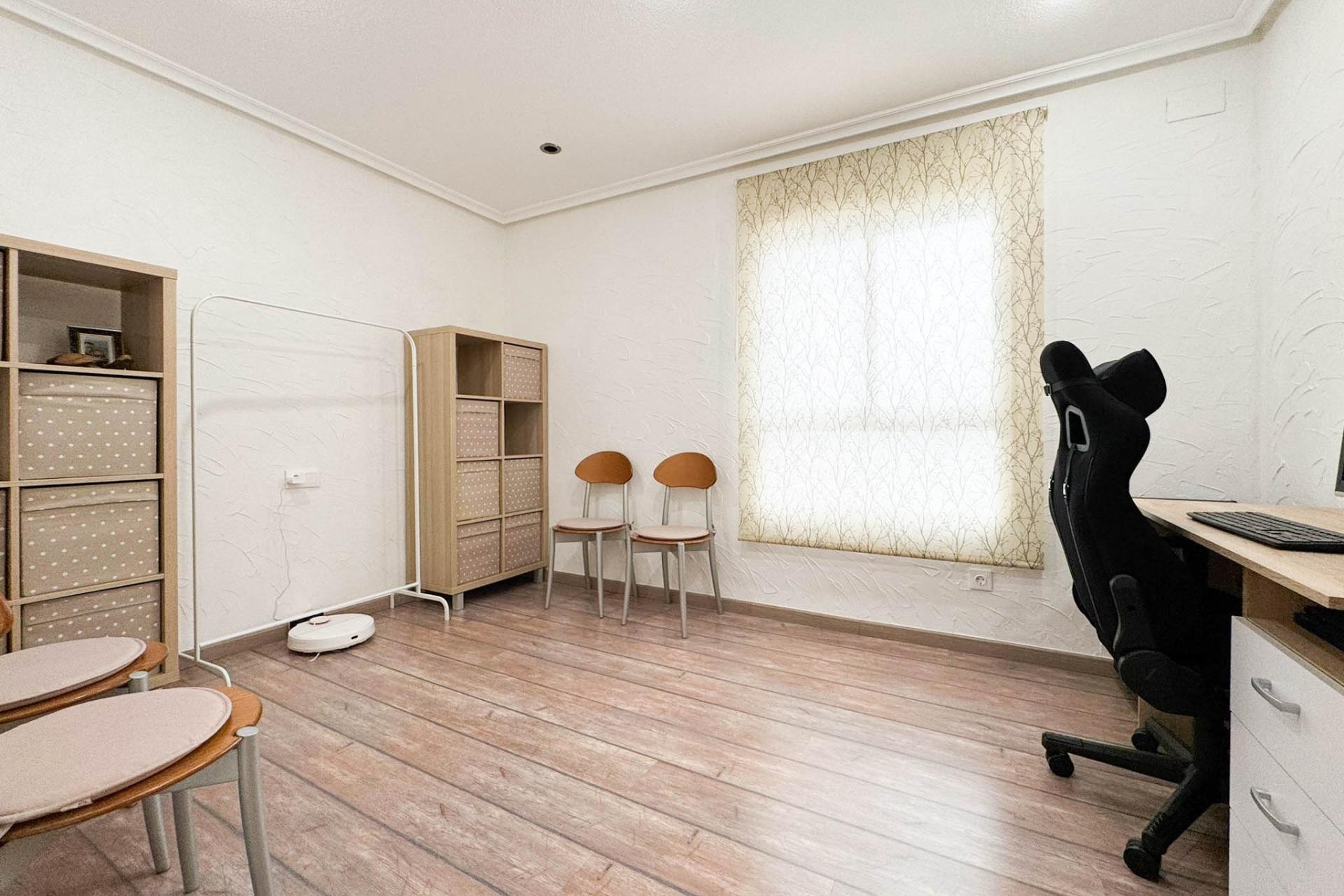 Reventa - Apartamento / piso - Elche - Zona Deportiva-Nuevo Altabix