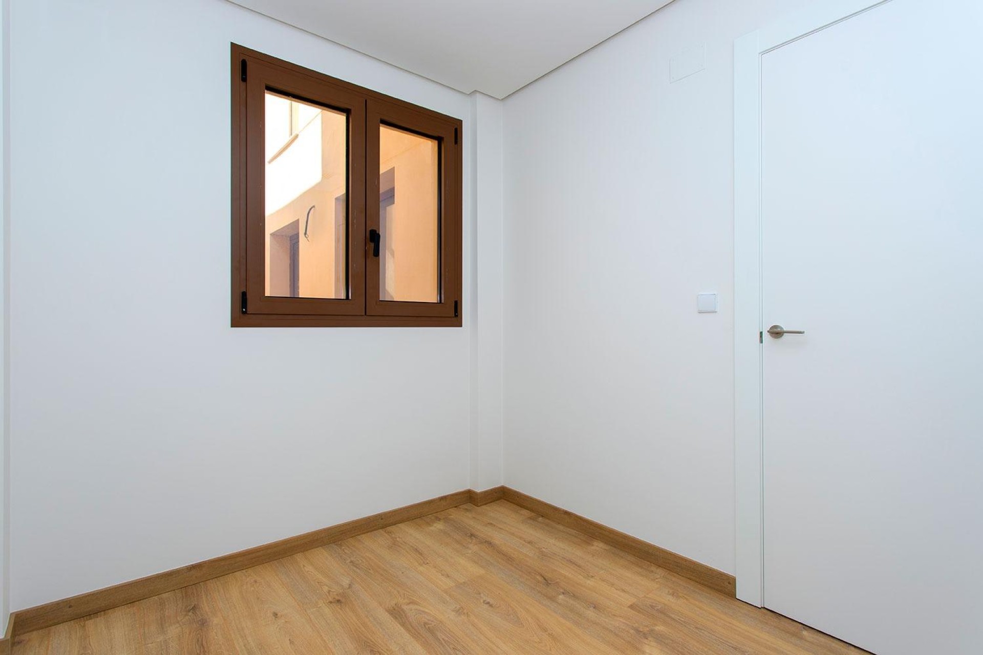 Reventa - Apartamento / piso - Hondón de las Nieves - Pueblo