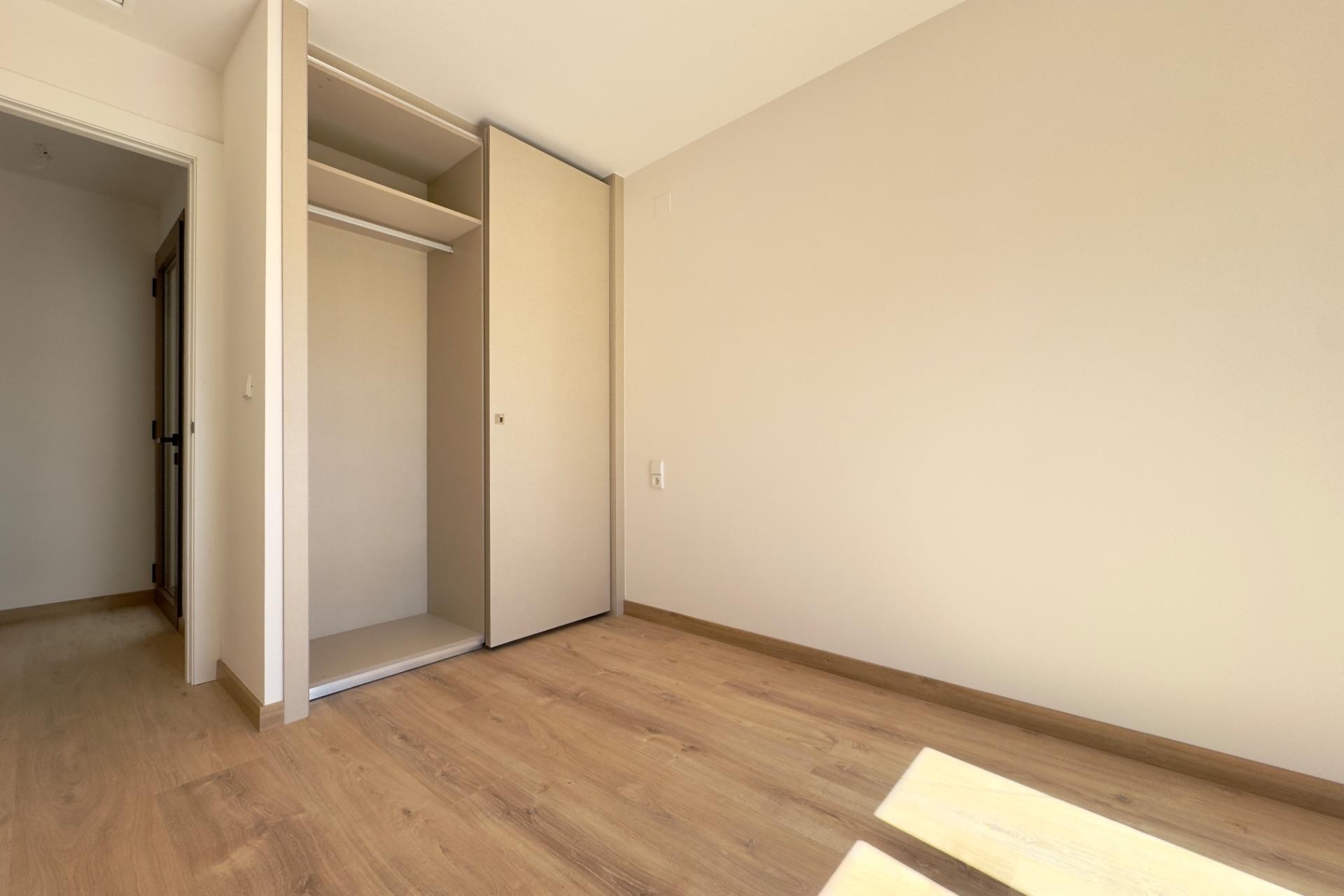 Reventa - Apartamento / piso - Hondón de las Nieves - Pueblo