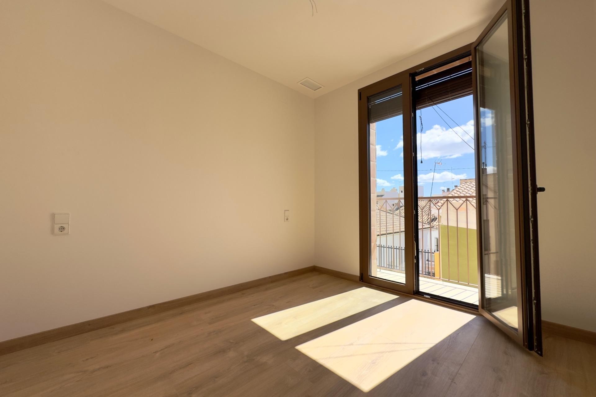 Reventa - Apartamento / piso - Hondón de las Nieves - Pueblo
