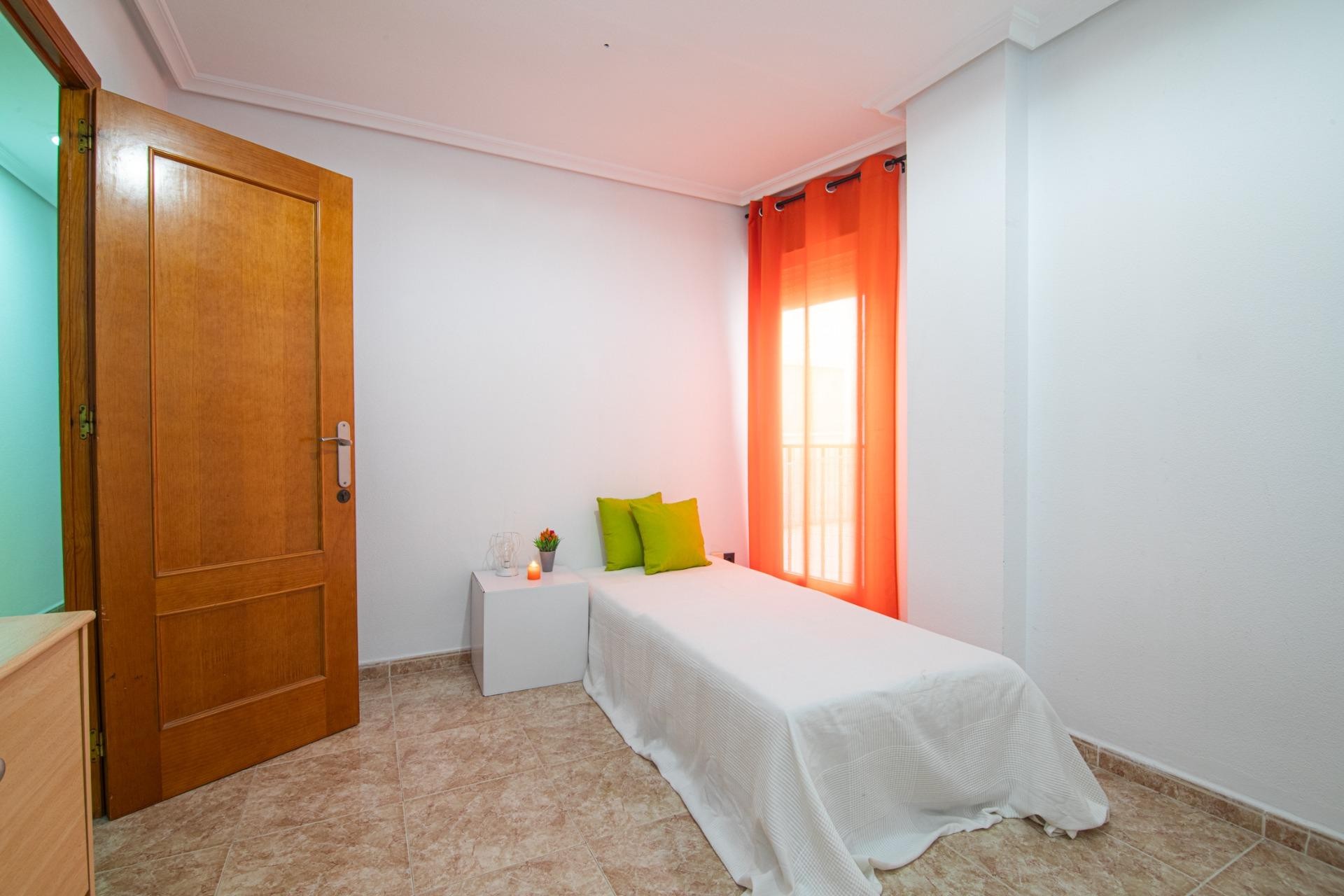 Reventa - Apartamento / piso - La hoya - La Hoya-Daimes-El Derramador