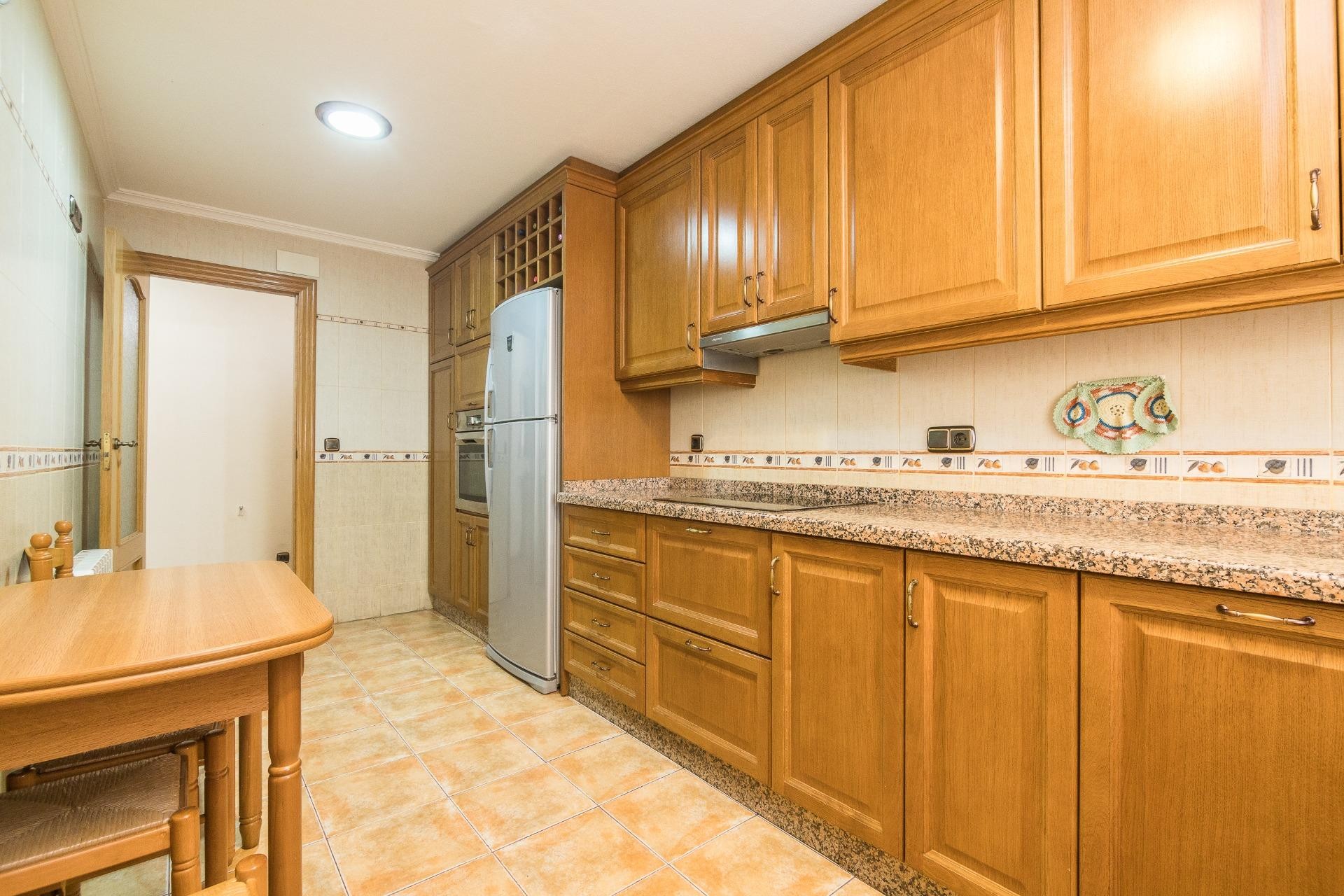 Reventa - Apartamento / piso - Pinoso - Comunidad valenciana