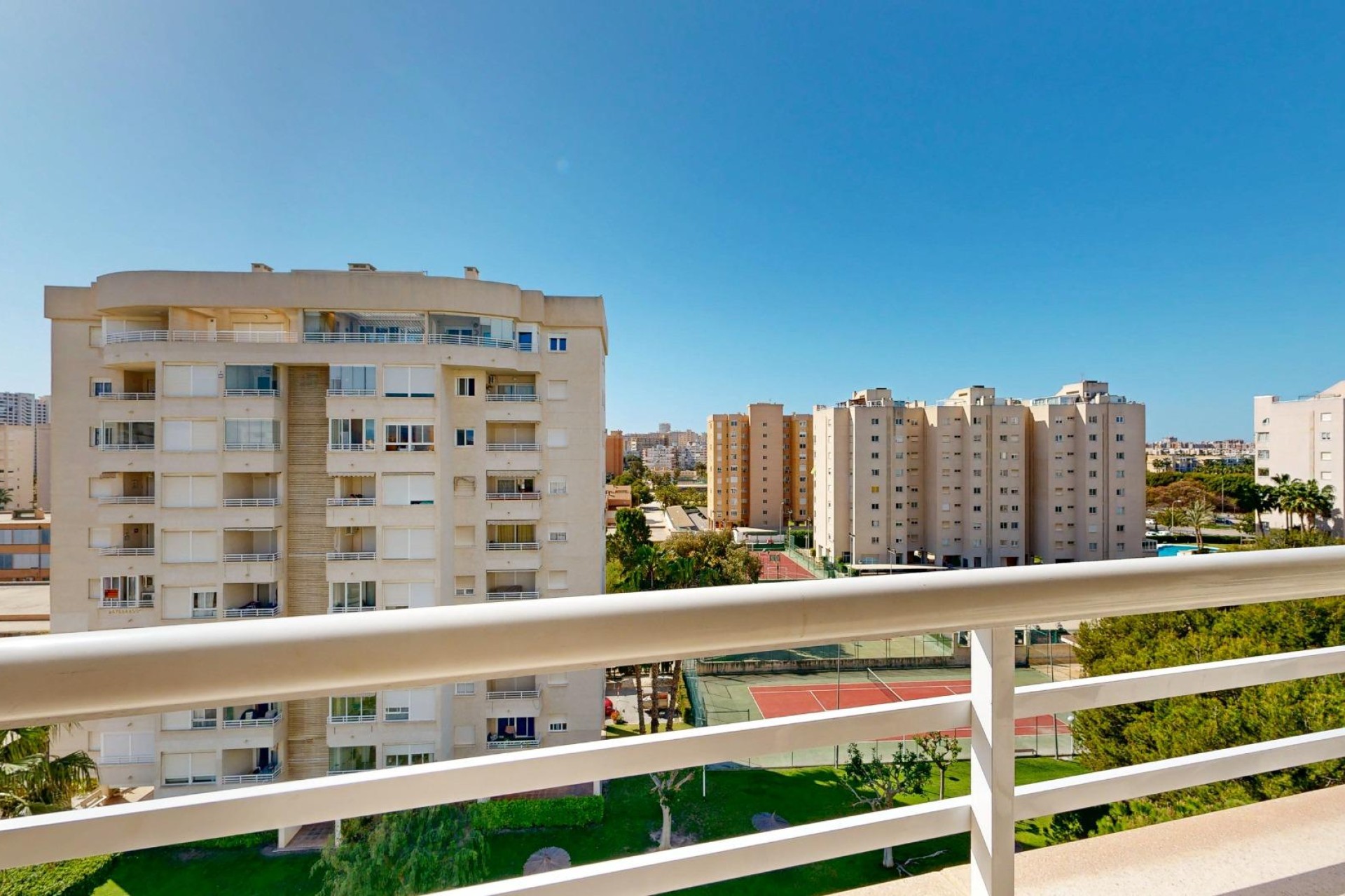 Reventa - Apartamento / piso - San Juan Alicante