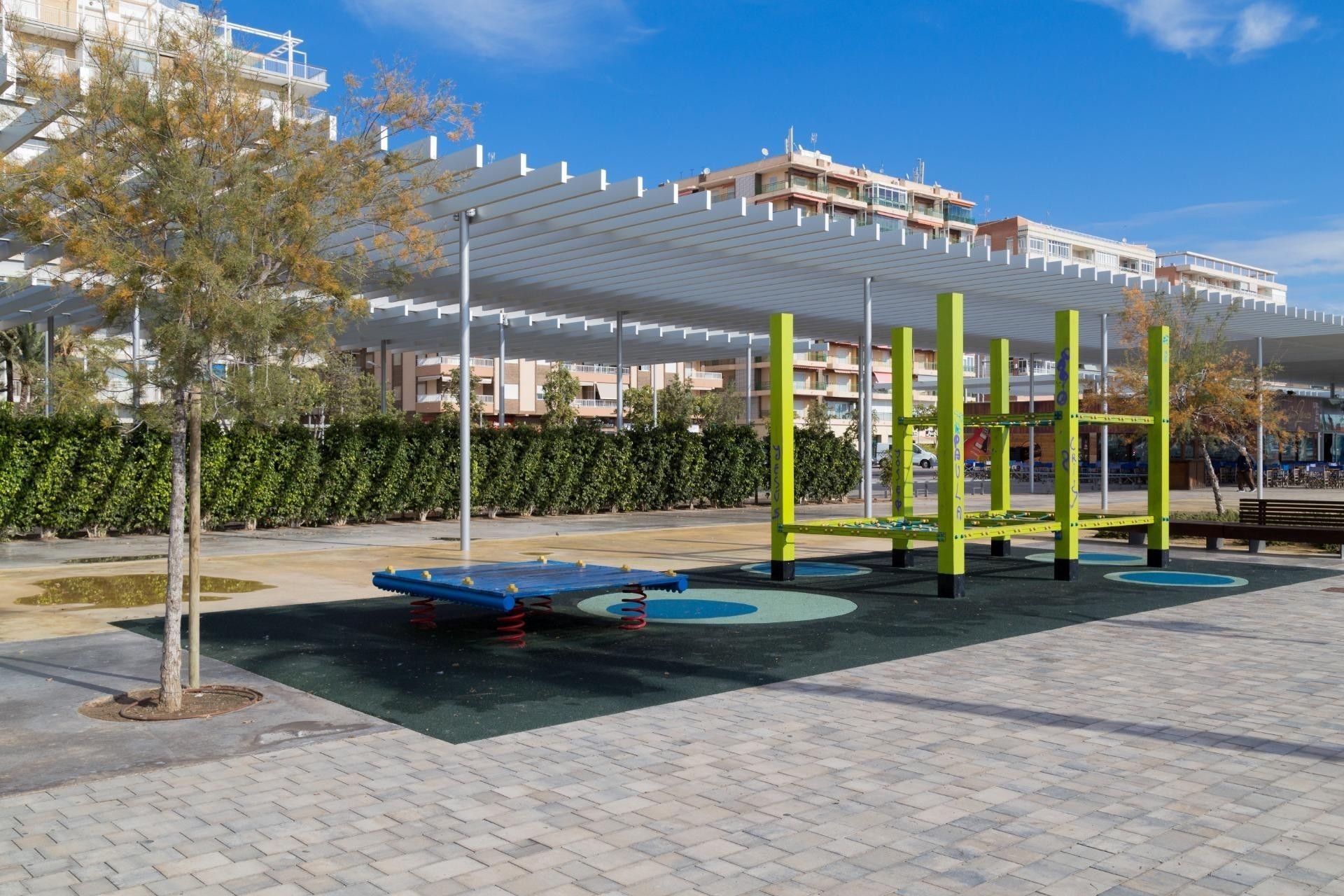 Reventa - Apartamento / piso - Santa Pola - Club nautico