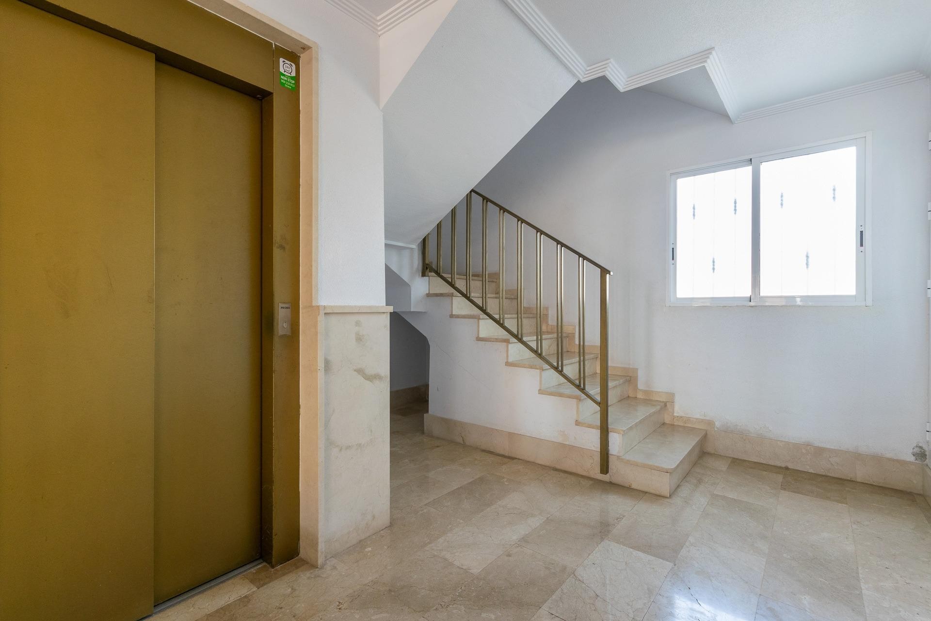 Reventa - Apartamento / piso - Santa Pola - Santiago bernabeu