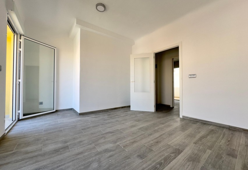 Reventa - Apartment - Aspe - Centro