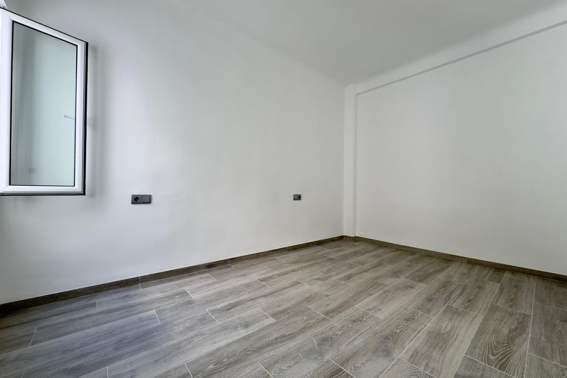 Reventa - Apartment - Aspe - Centro