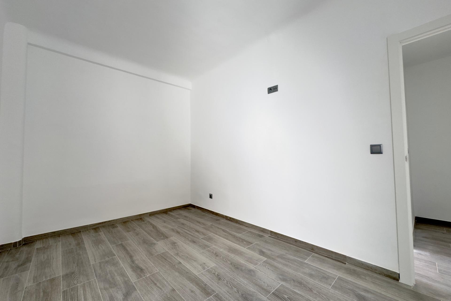 Reventa - Apartment - Aspe - Centro