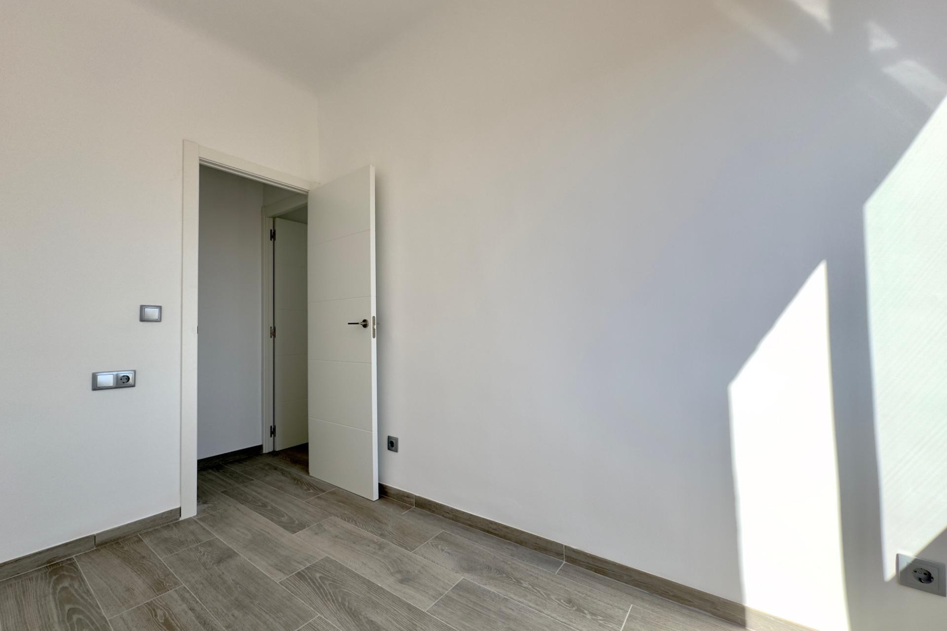 Reventa - Apartment - Aspe - Centro