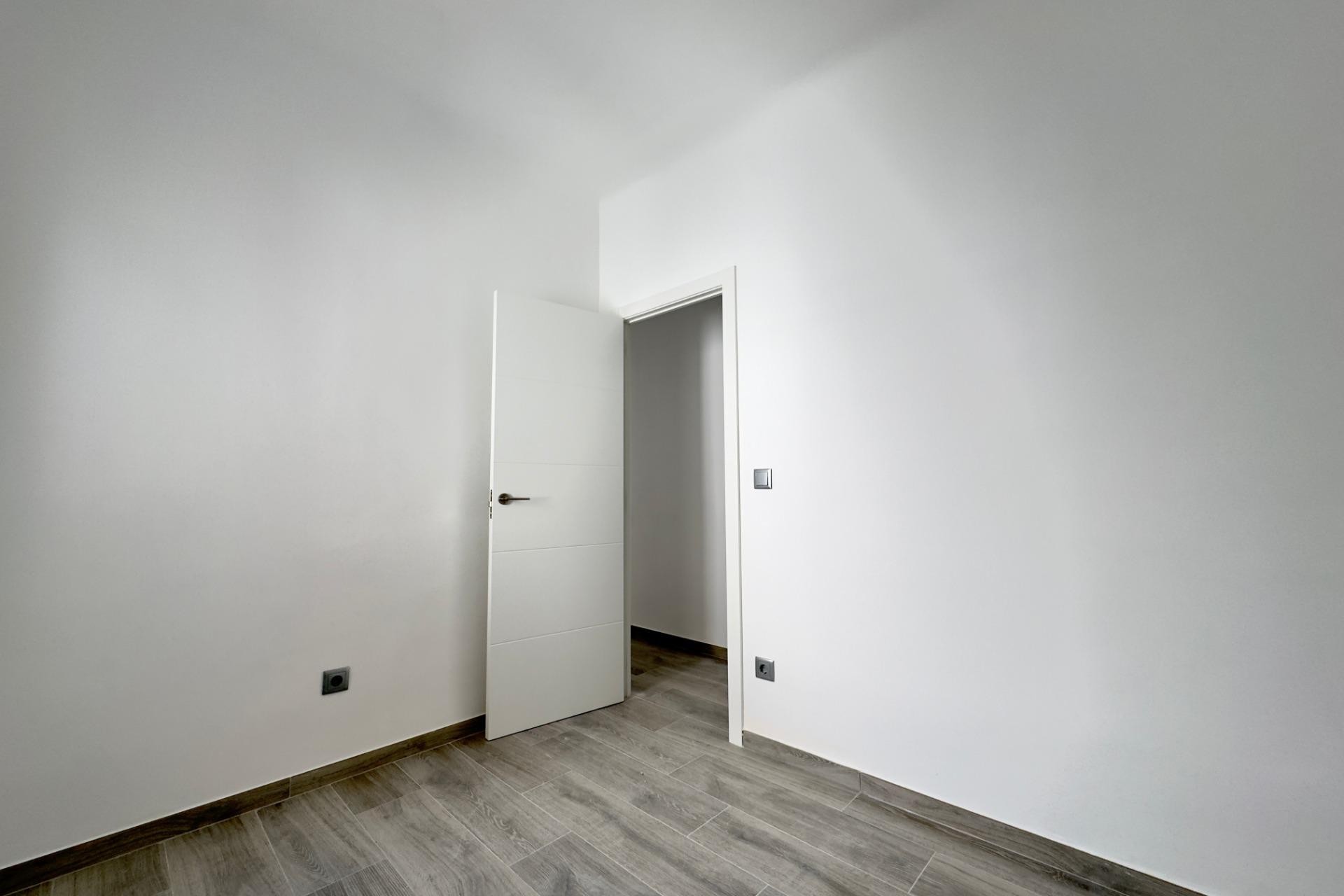Reventa - Apartment - Aspe - Centro