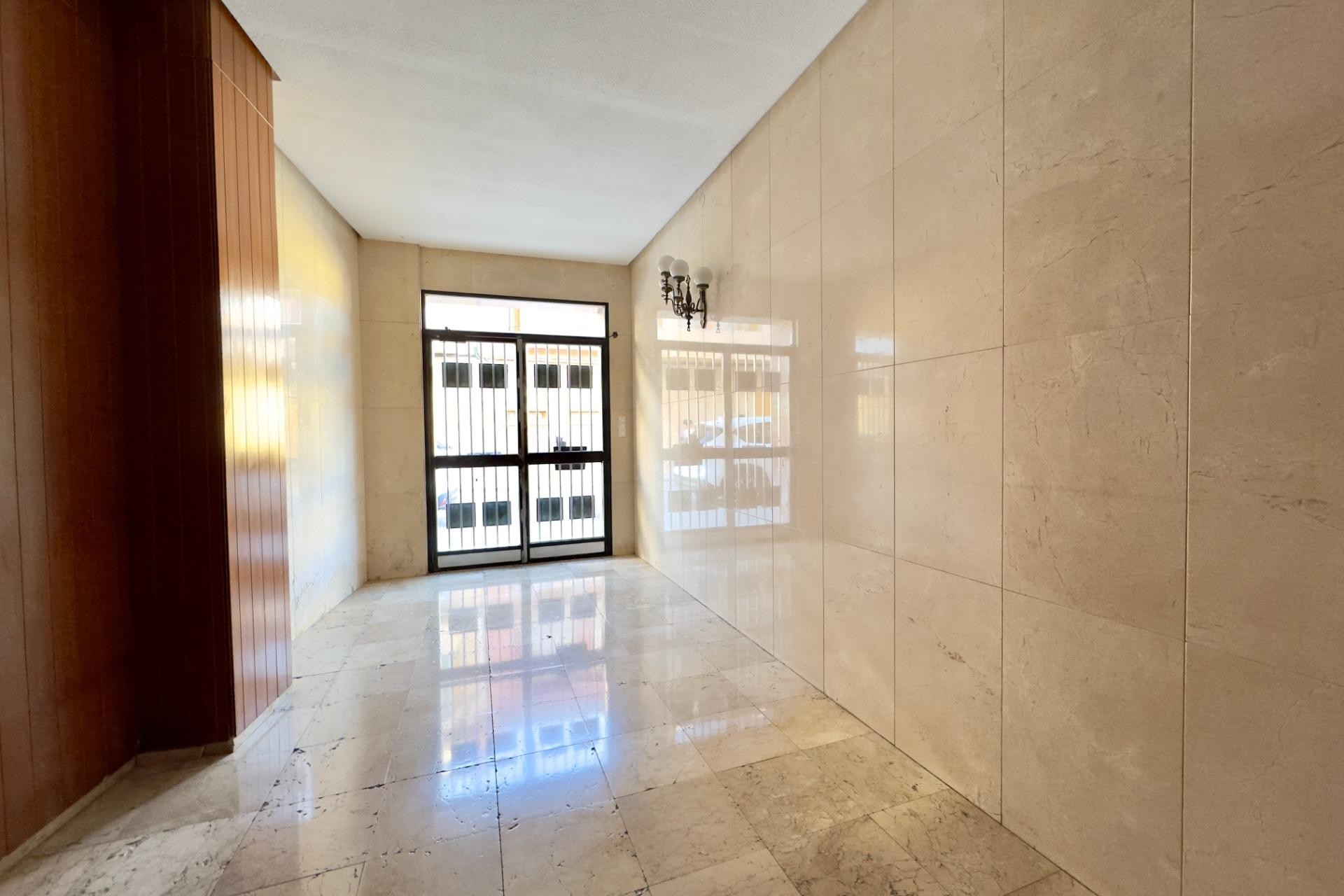Reventa - Apartment - Aspe - Centro