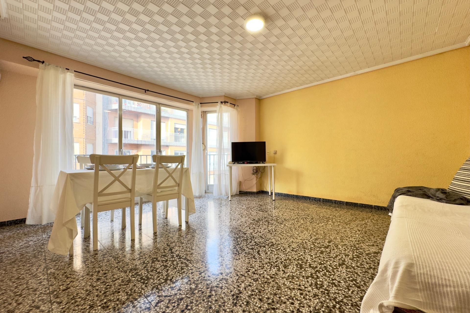Reventa - Apartment - Elche - Corazon de Jesus