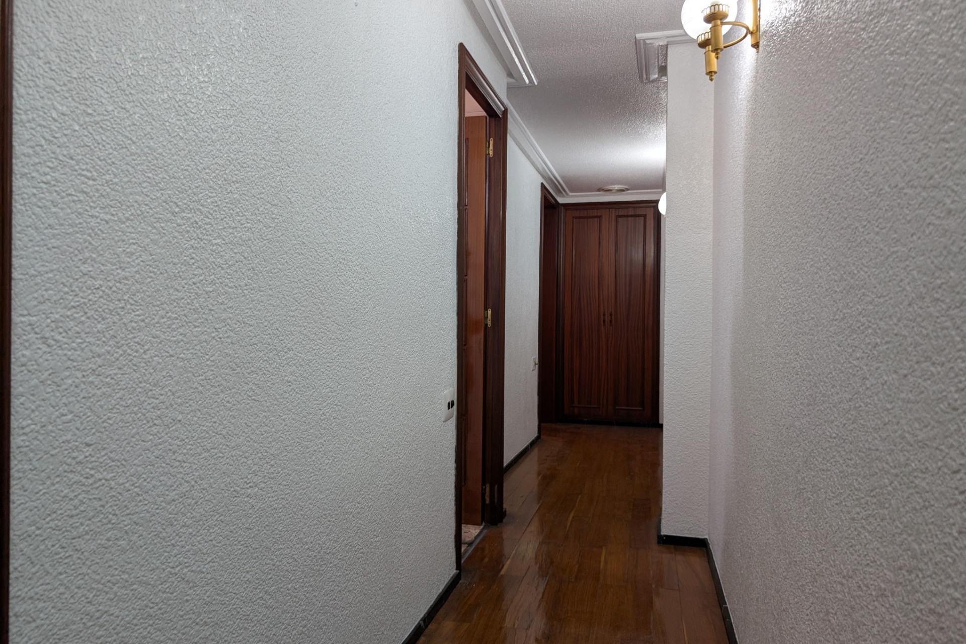 Reventa - Apartment - Elche - Corazon de Jesus