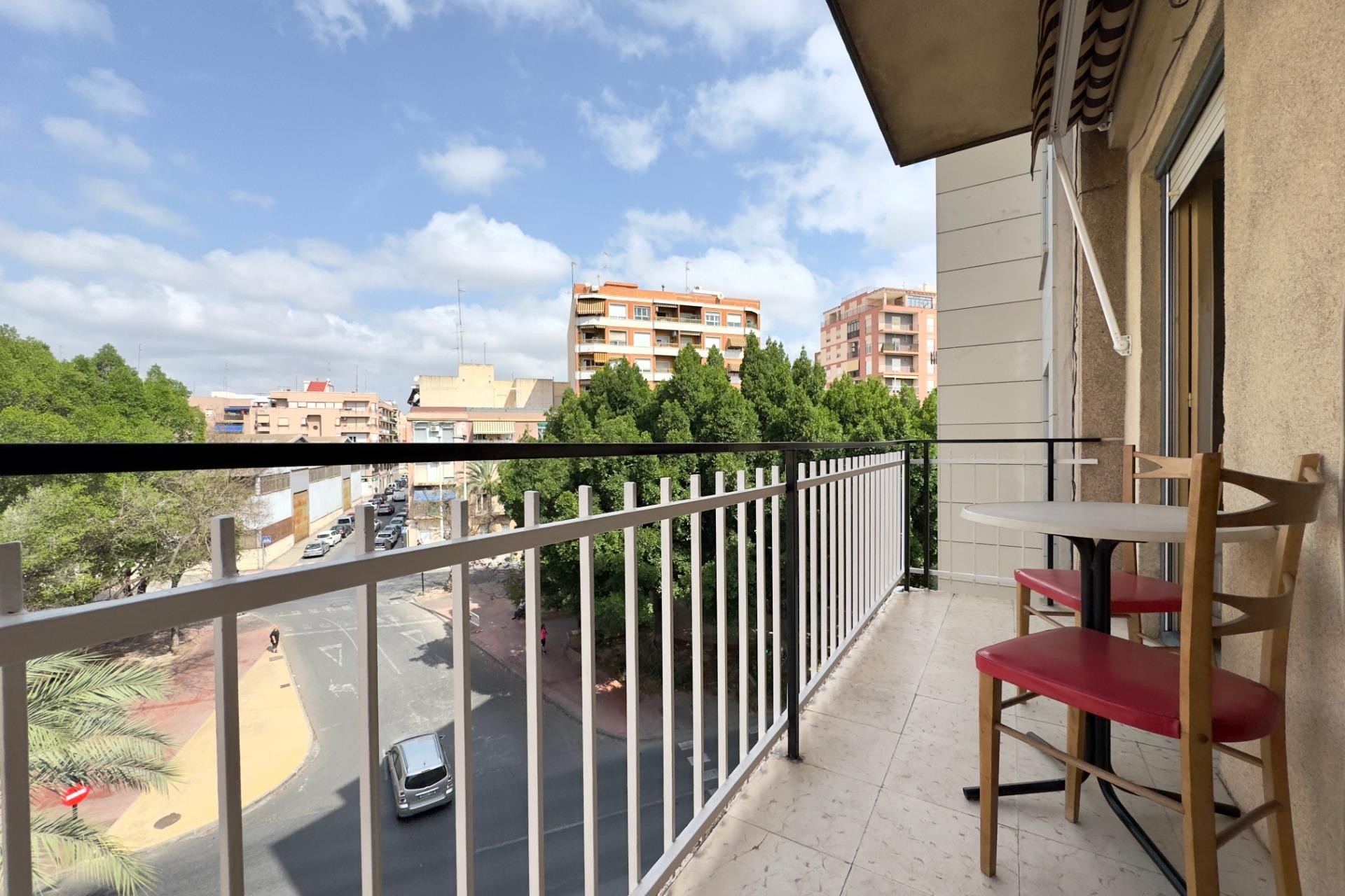 Reventa - Apartment - Elche - Plaza Obispo Siuri